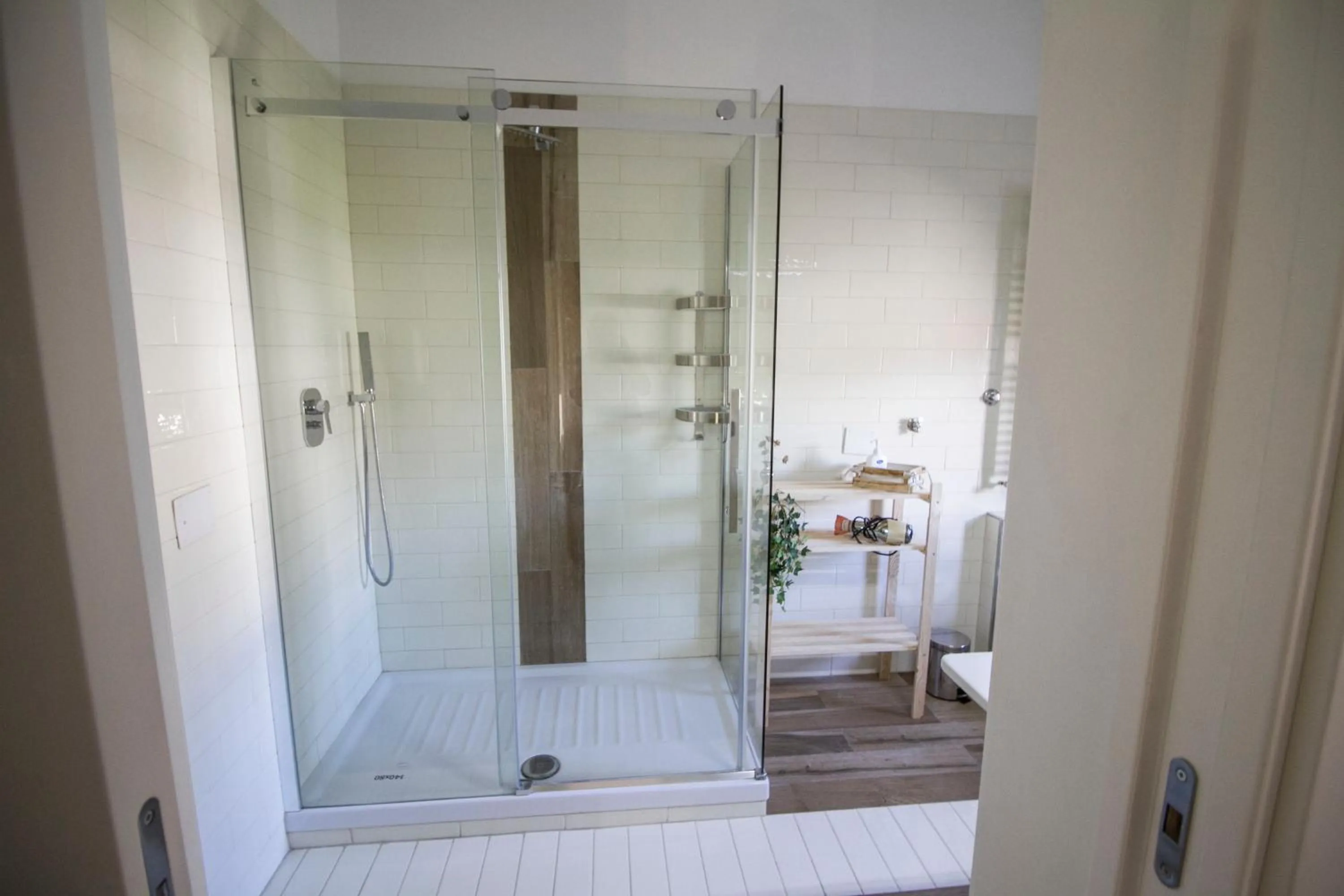 Shower in B&B ARENA