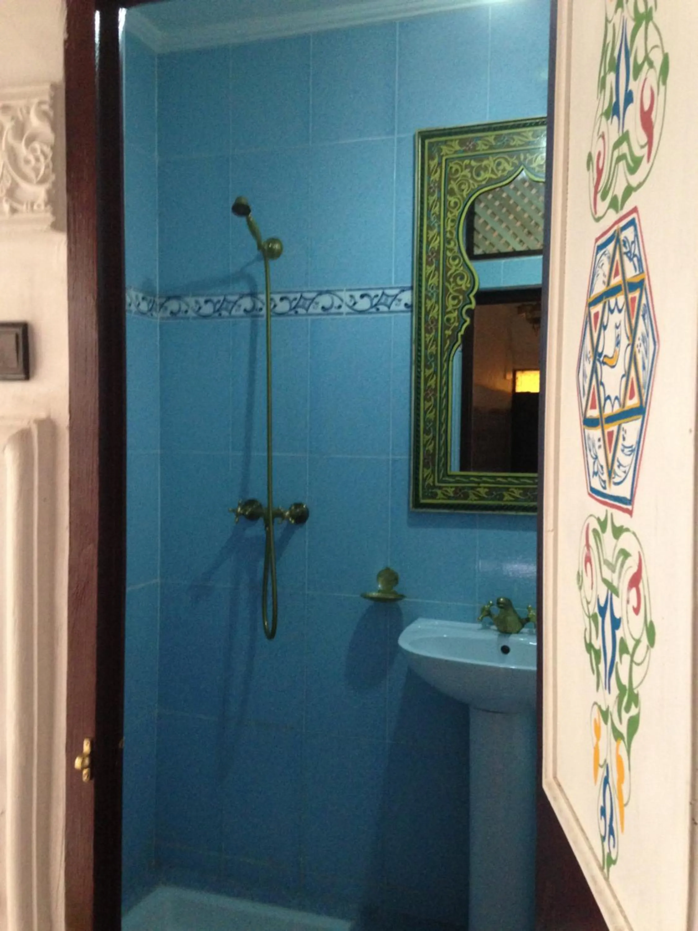 Shower in Dar Margot Marrakech