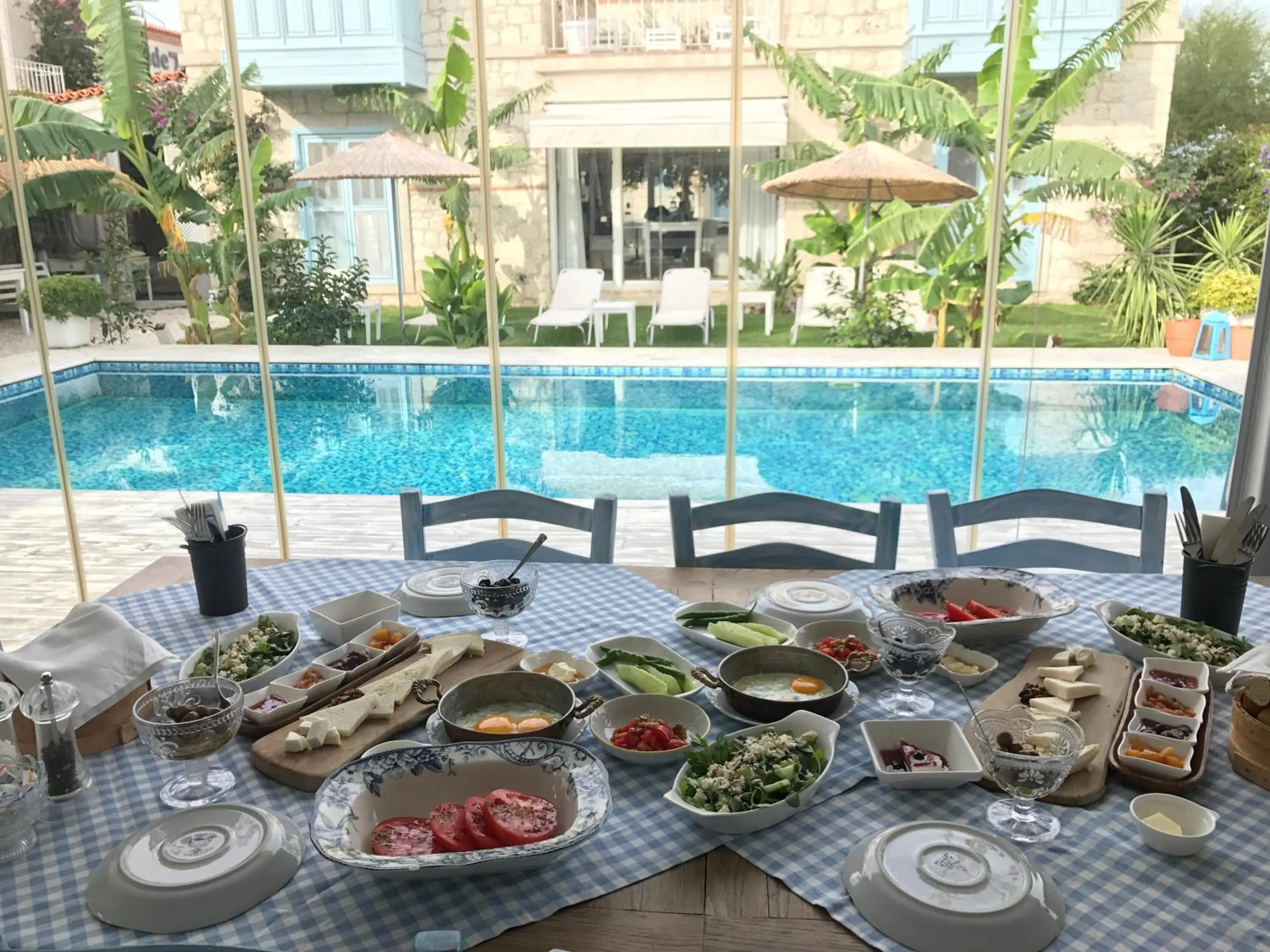 Restaurant/places to eat in Katre Hotel Alaçatı