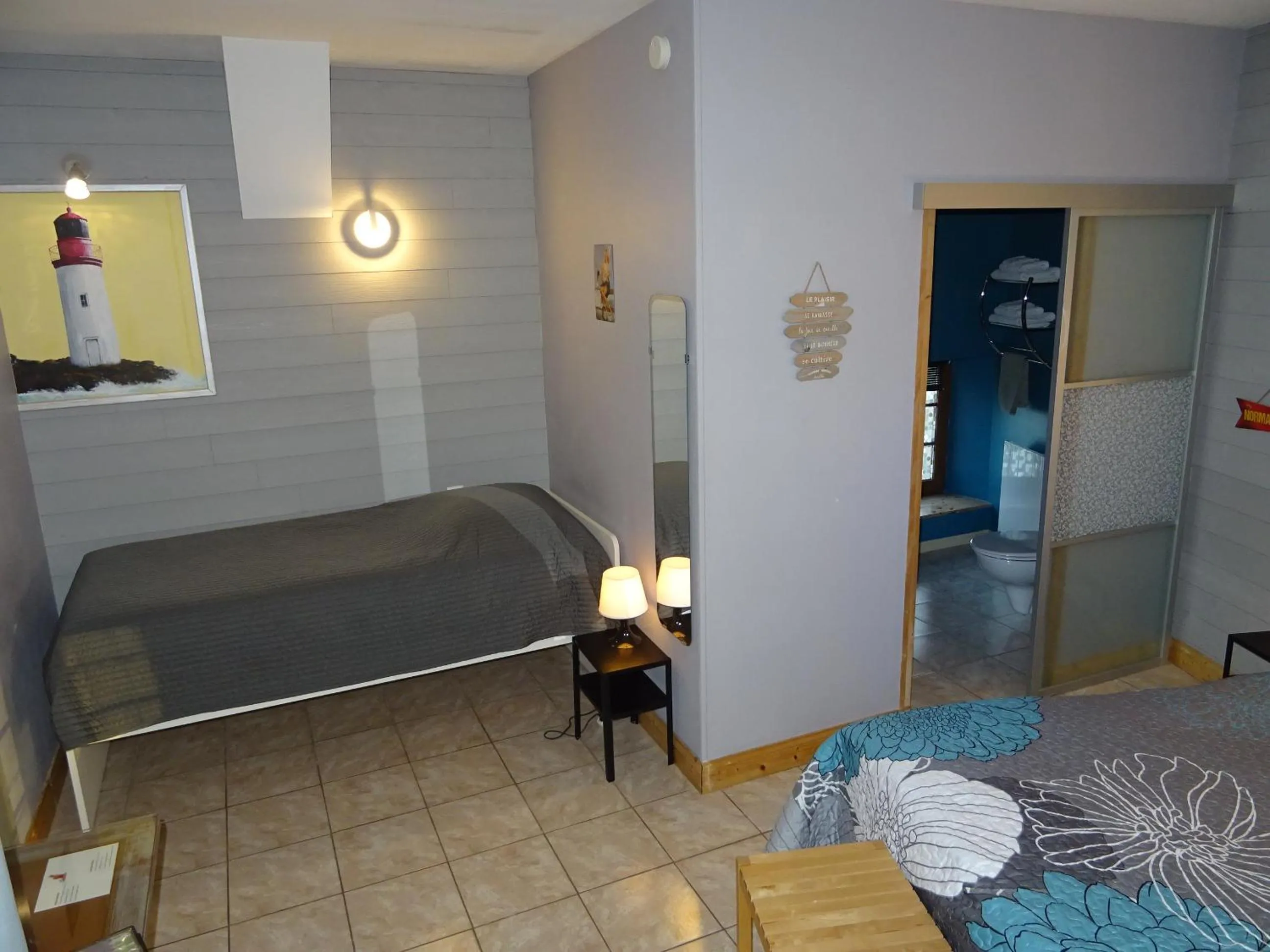 Bed in La ferme aux chats