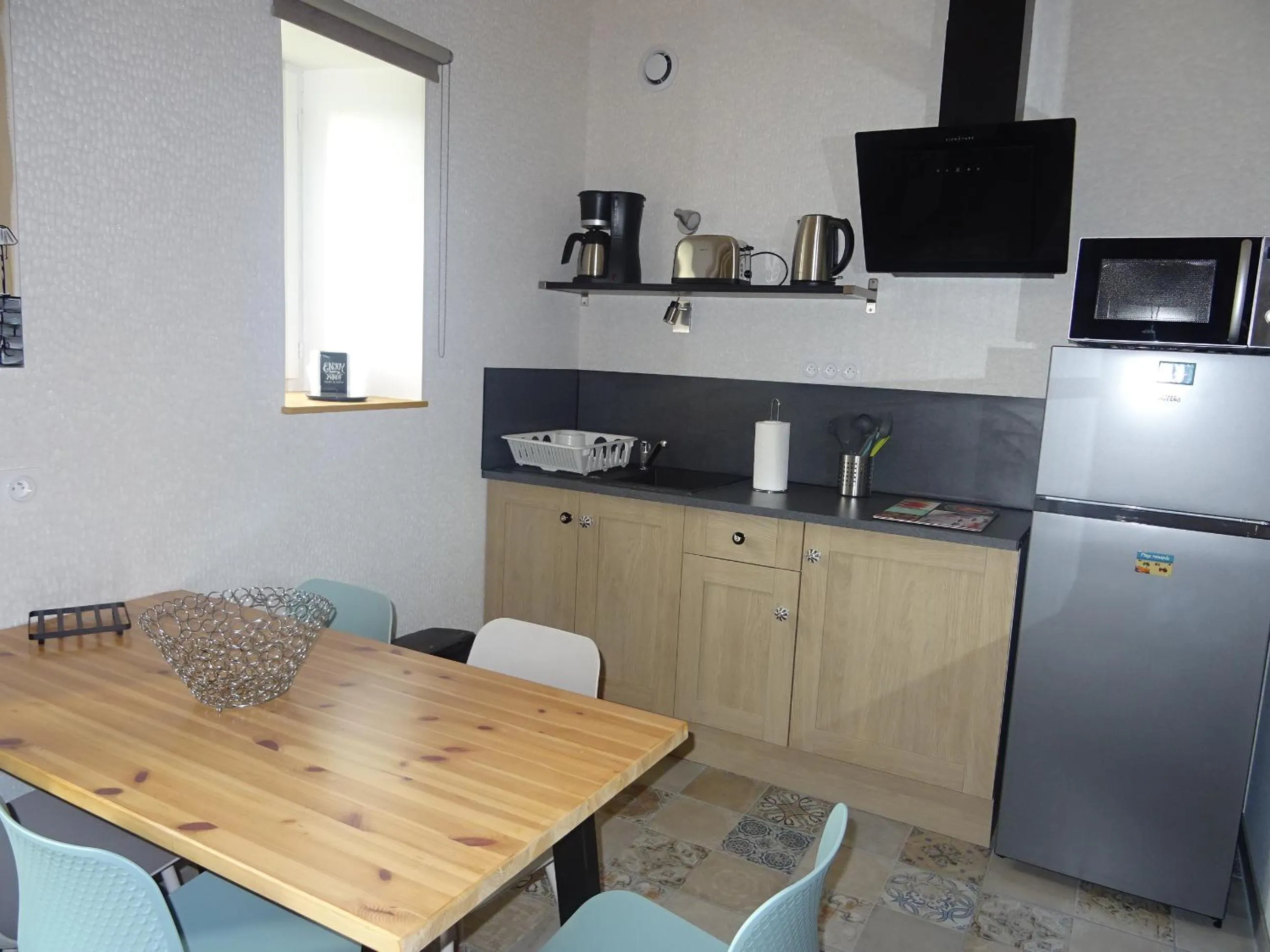 Coffee/tea facilities in La ferme aux chats