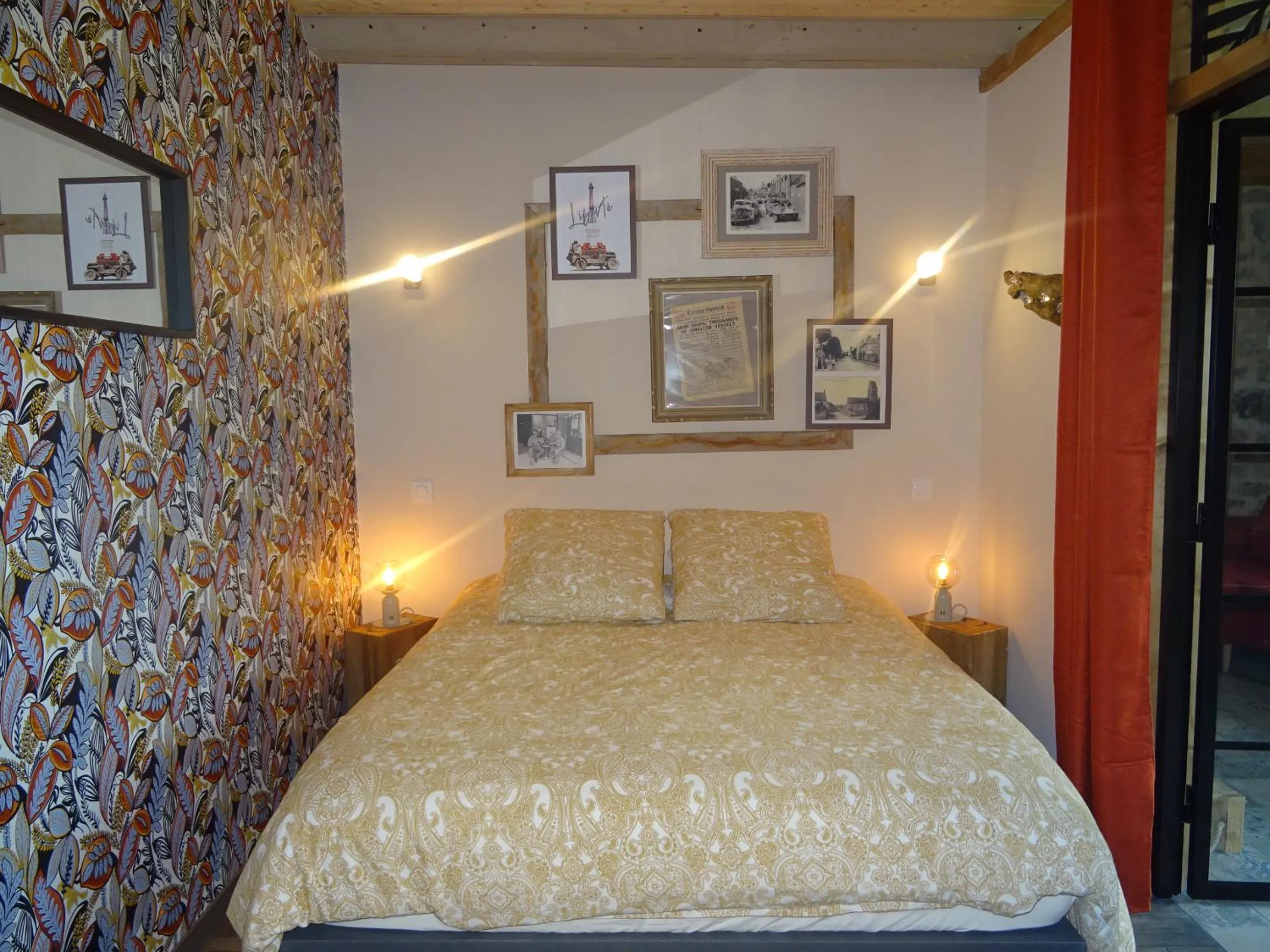 Bedroom, Bed in La ferme aux chats