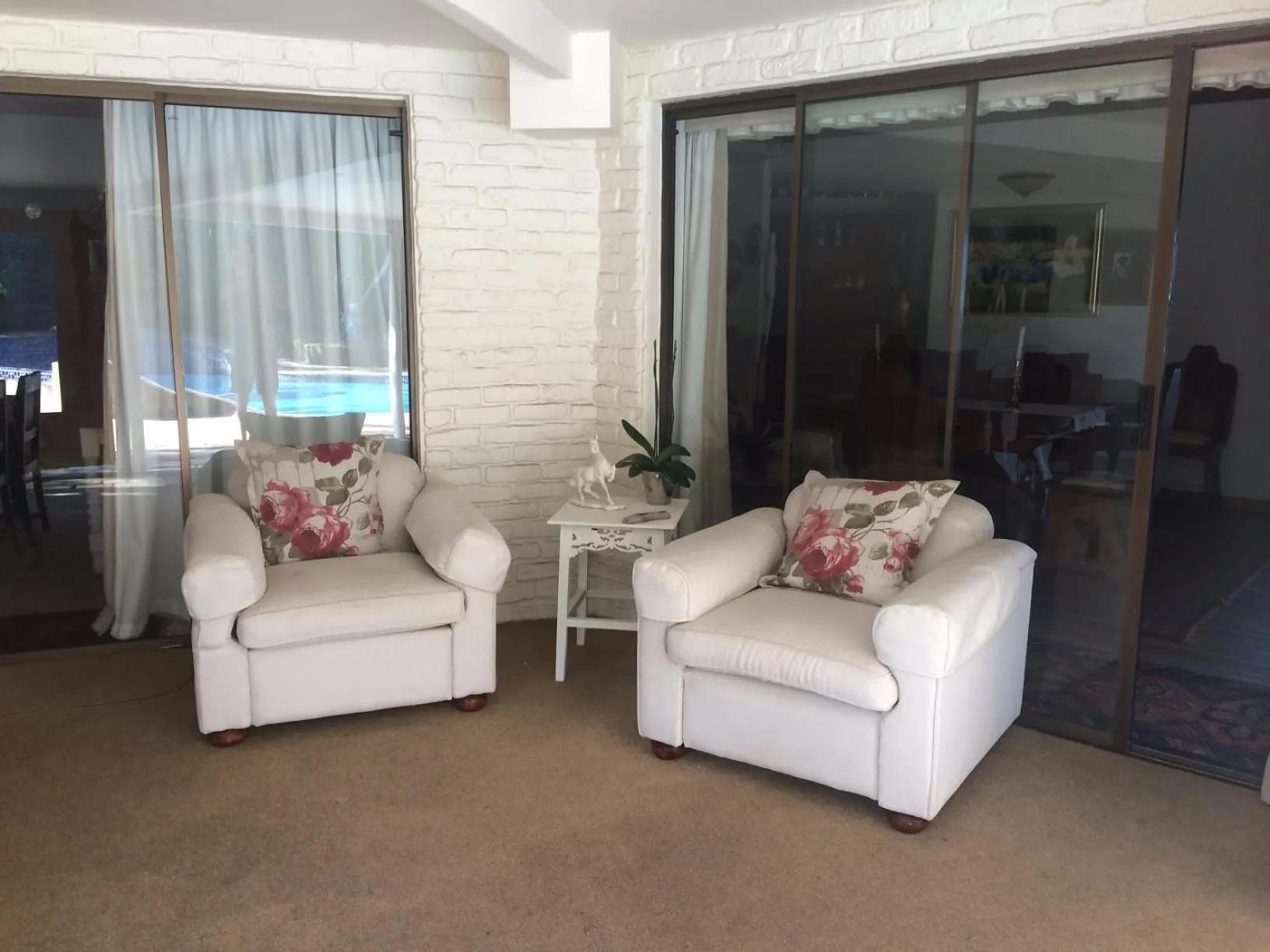 Seating area in Seaview Place Bed and Breakfast