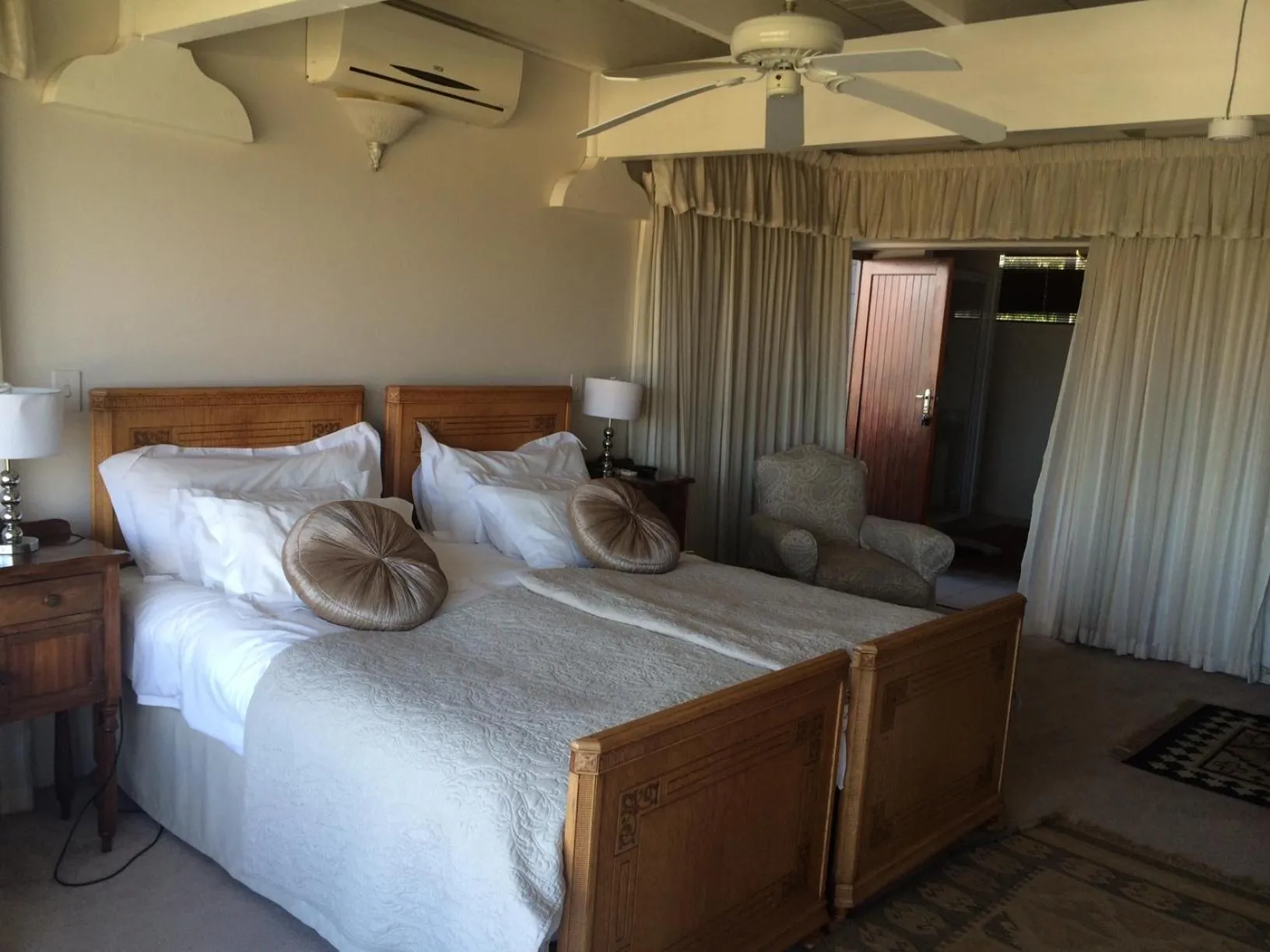 Bedroom, Bed in Seaview Place Bed and Breakfast