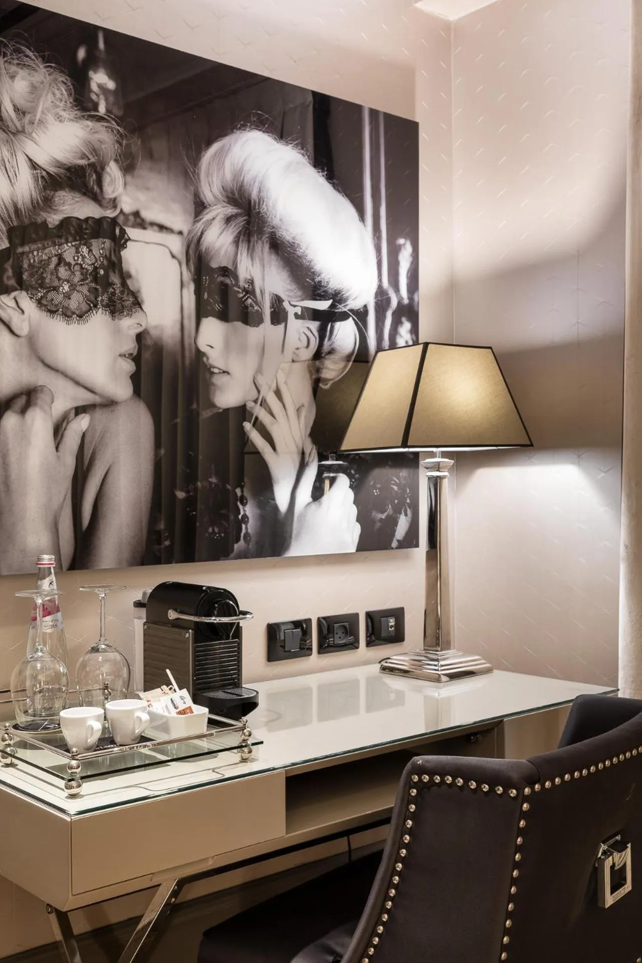 Bedroom in Hotel B Berdichevsky