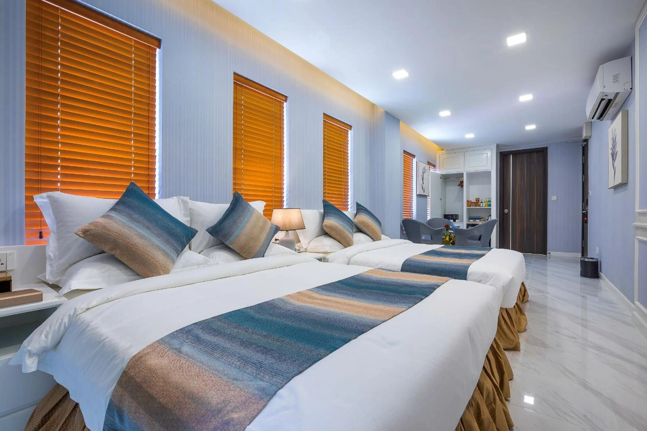 Bedroom, Bed in V Boutique Hotel