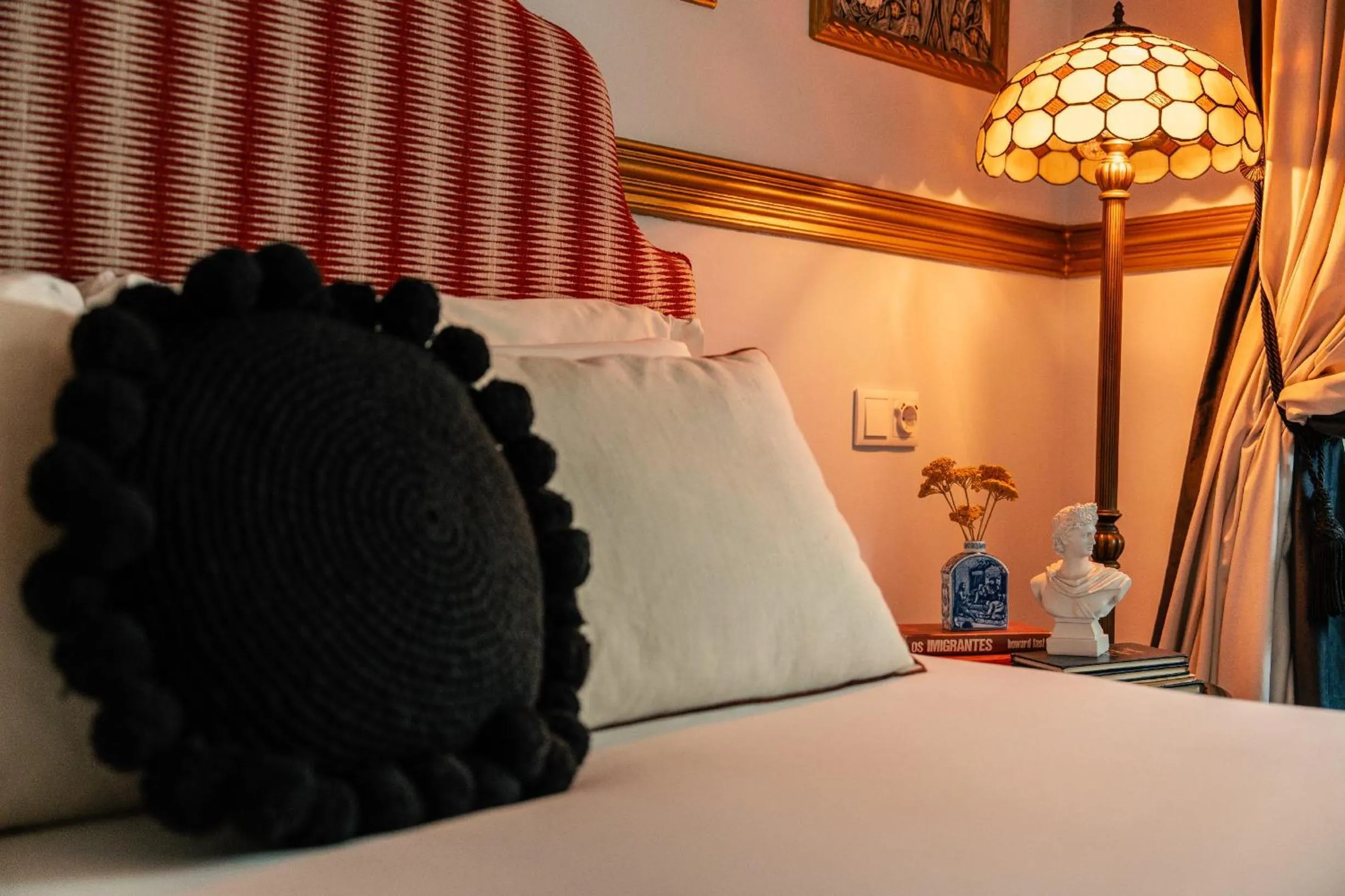 Bed in Solar dos Poetas