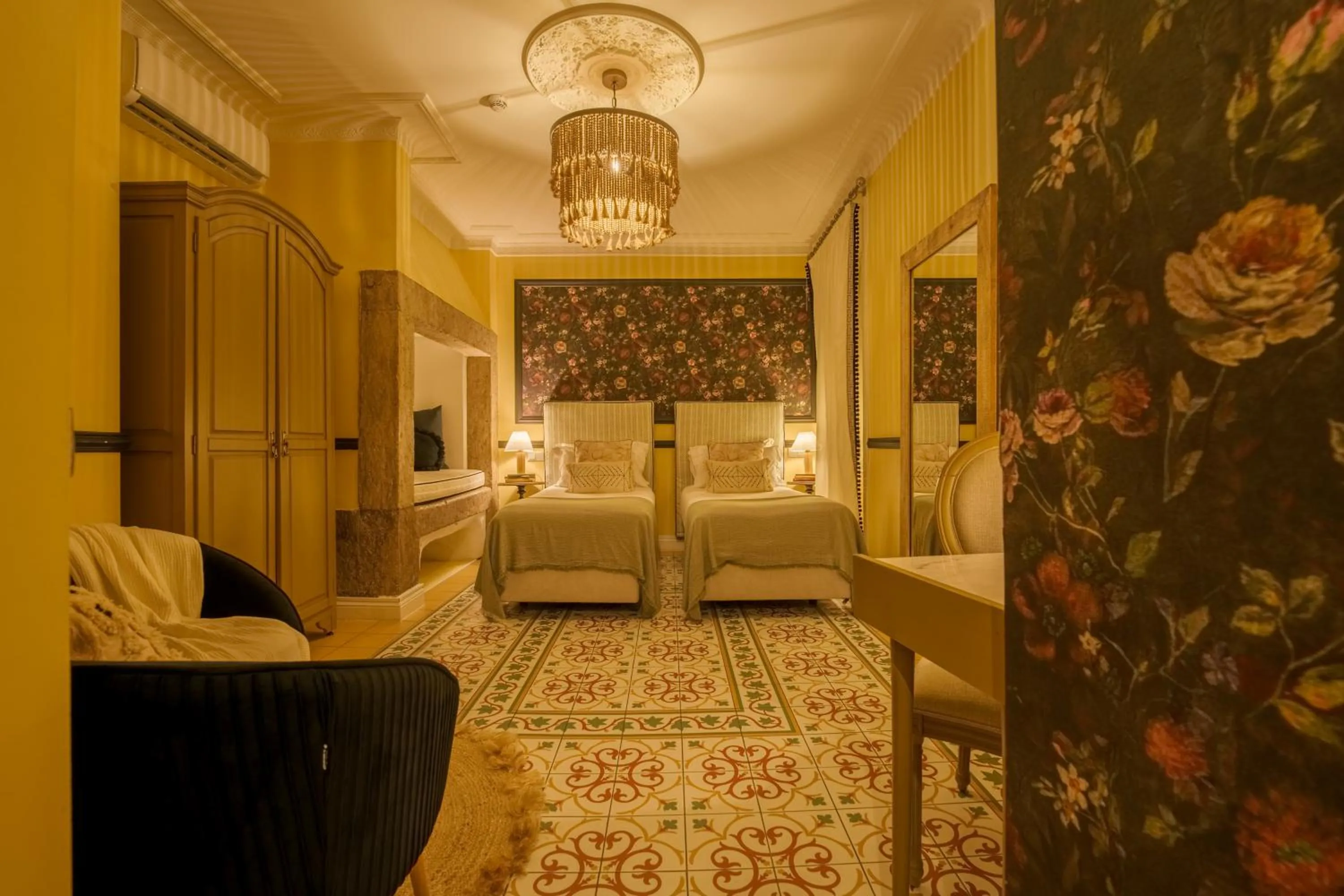 Bed in Solar dos Poetas