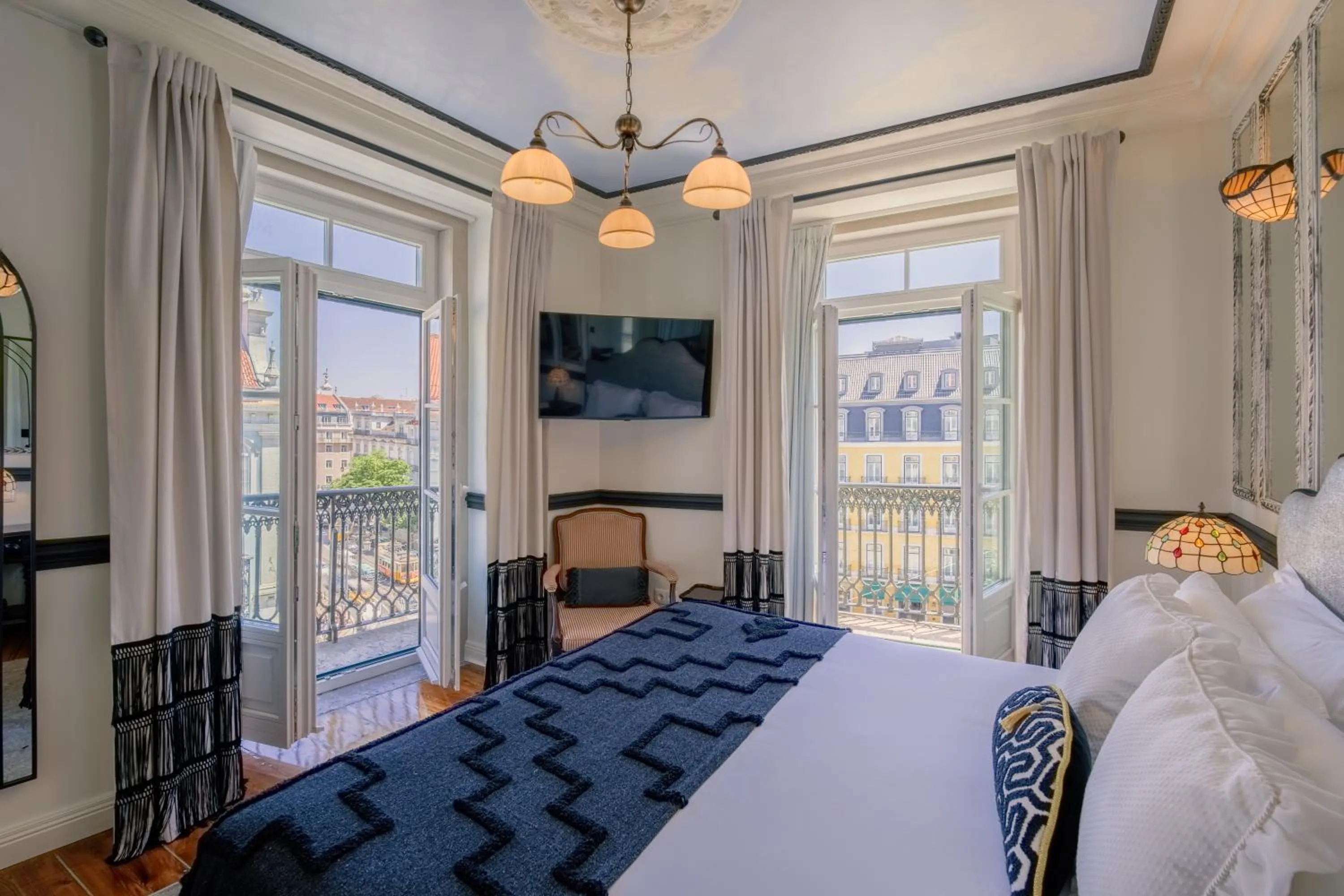 Bed in Solar dos Poetas