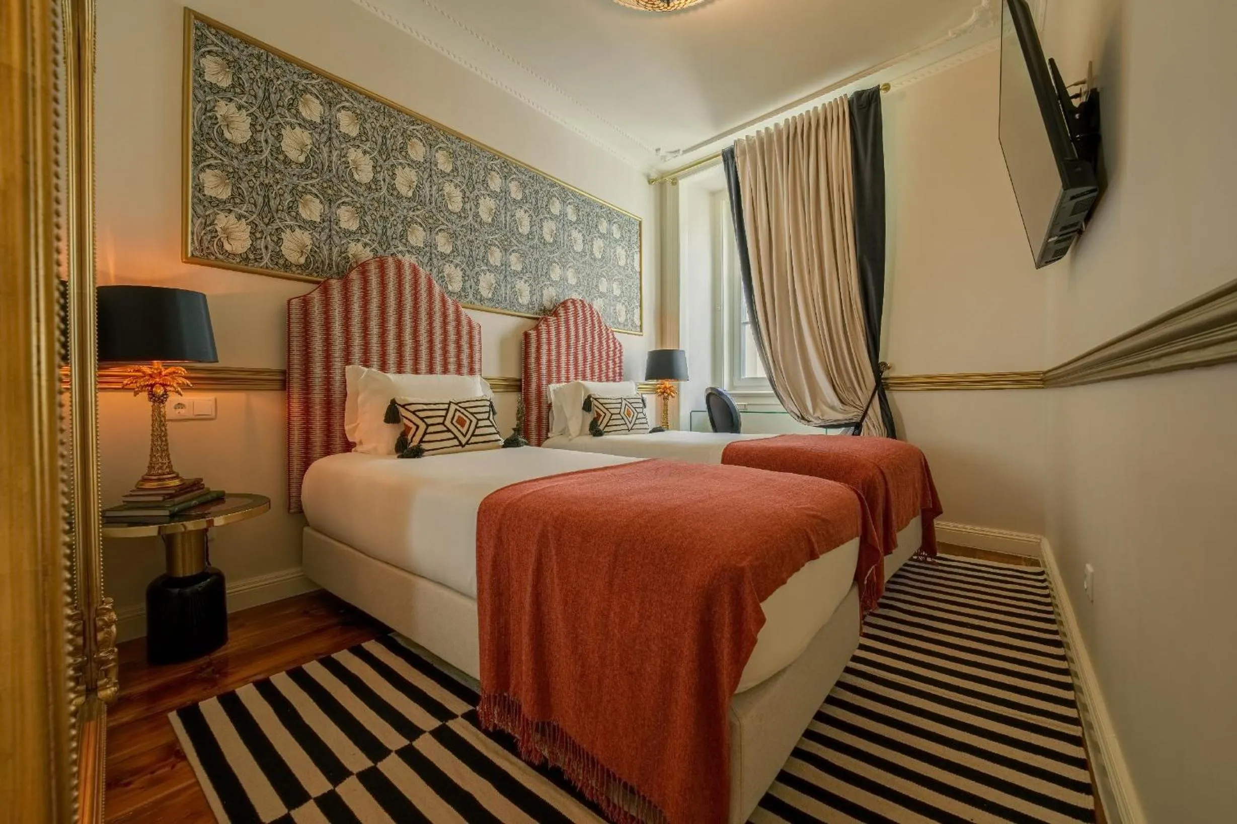 Bed in Solar dos Poetas