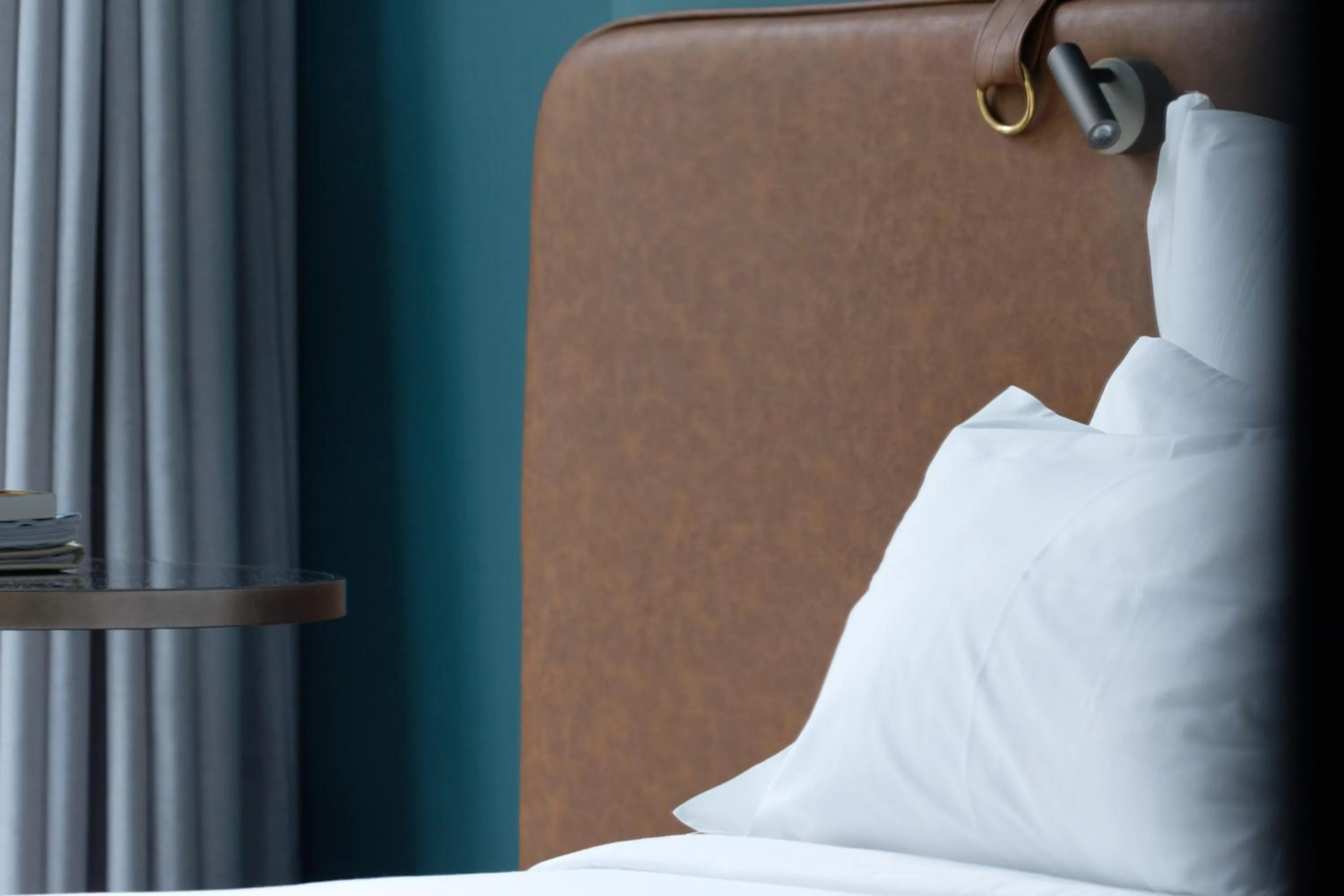 Bedroom, Bed in Octant Furnas