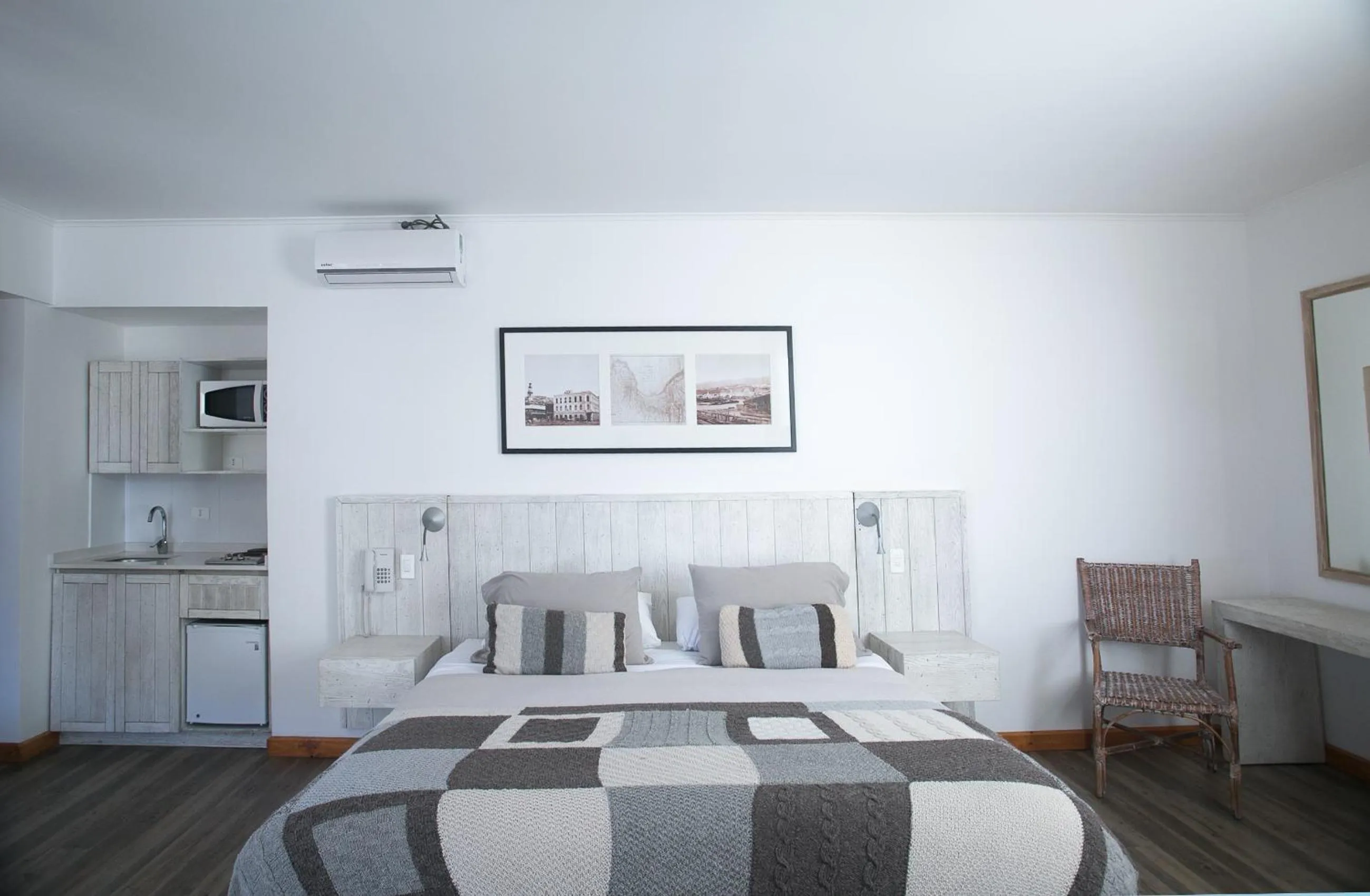 Bedroom, Bed in Casa Galos Hotel & Lofts