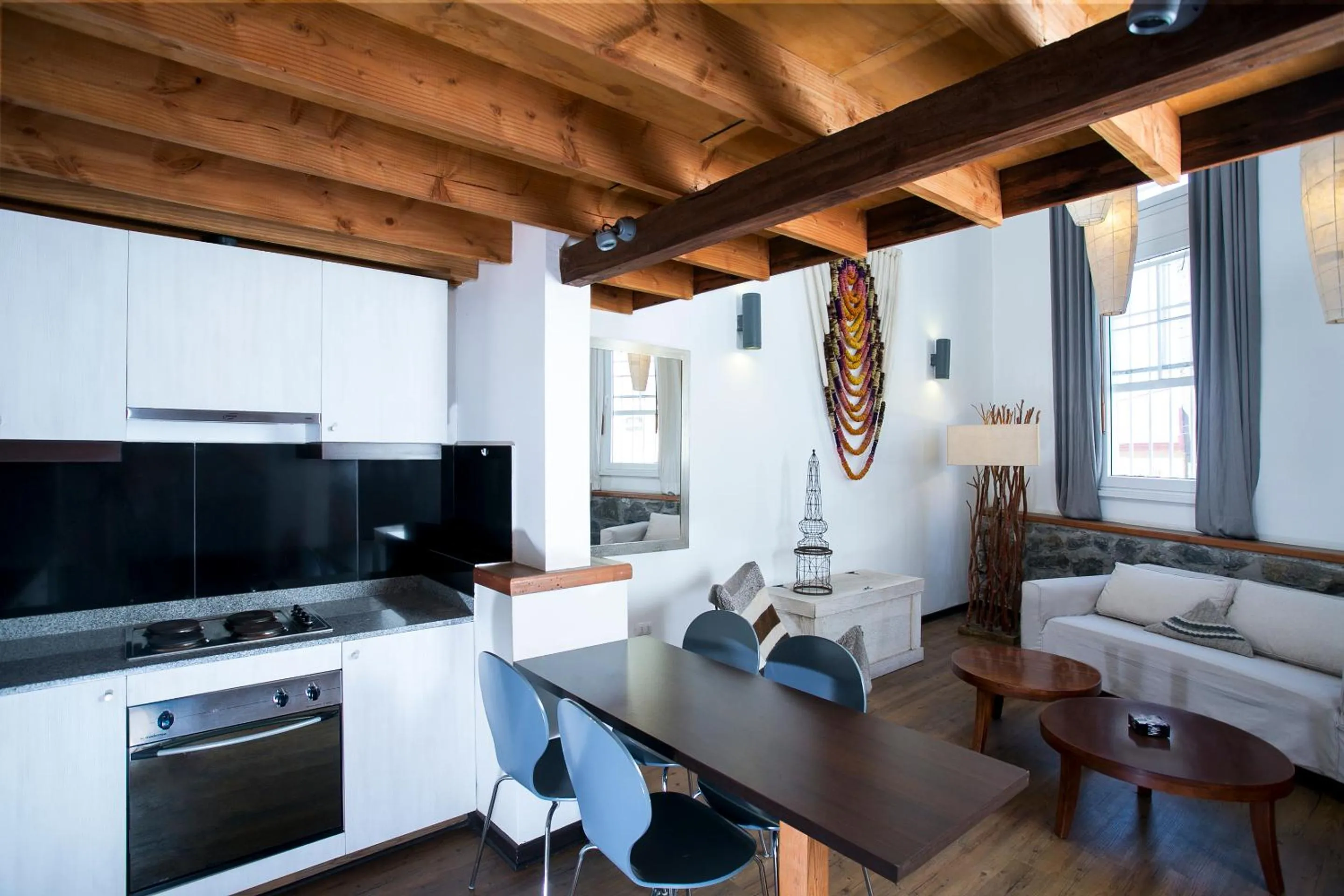 Kitchen or kitchenette in Casa Galos Hotel & Lofts