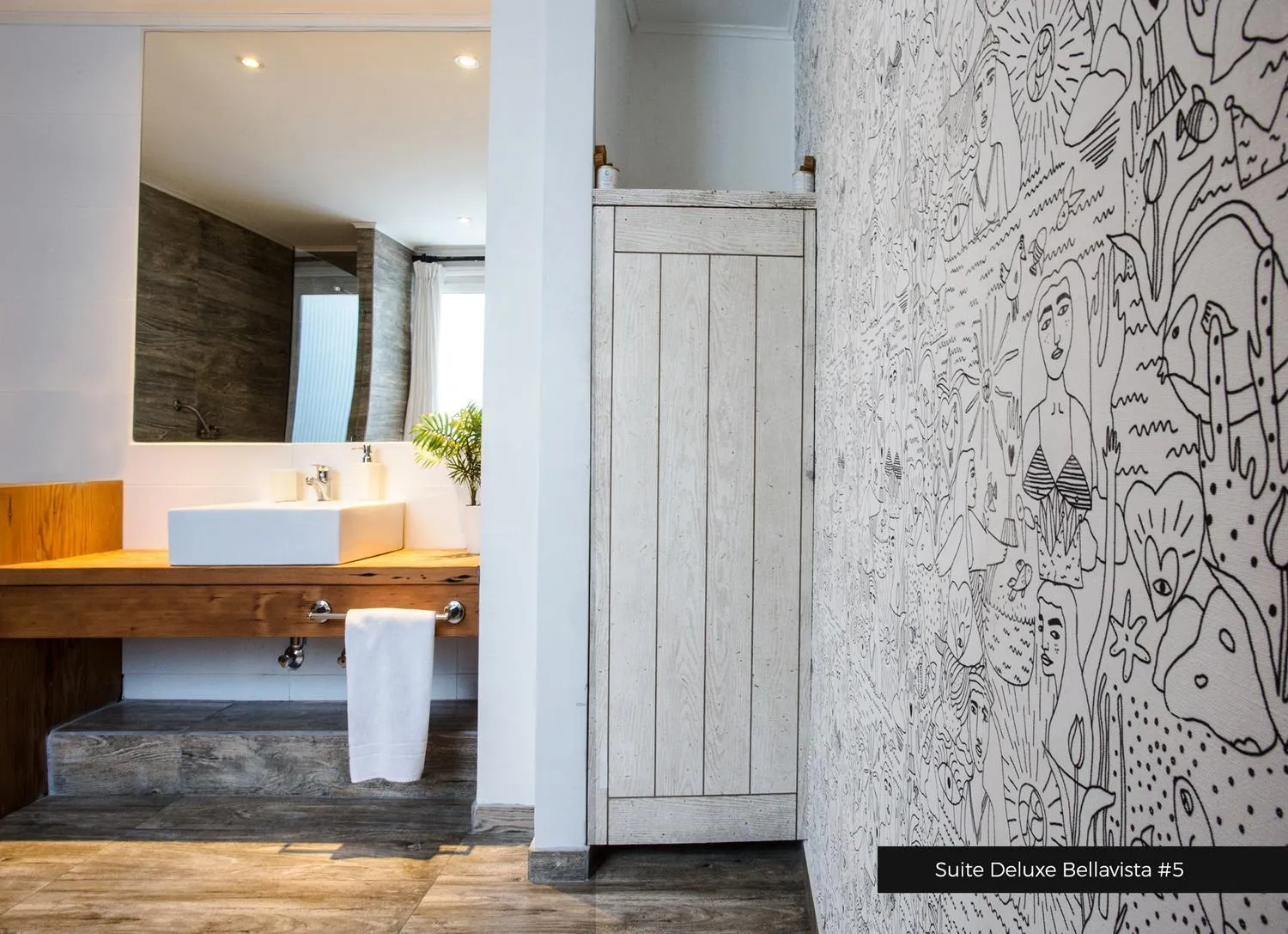 Bathroom in Casa Galos Hotel & Lofts