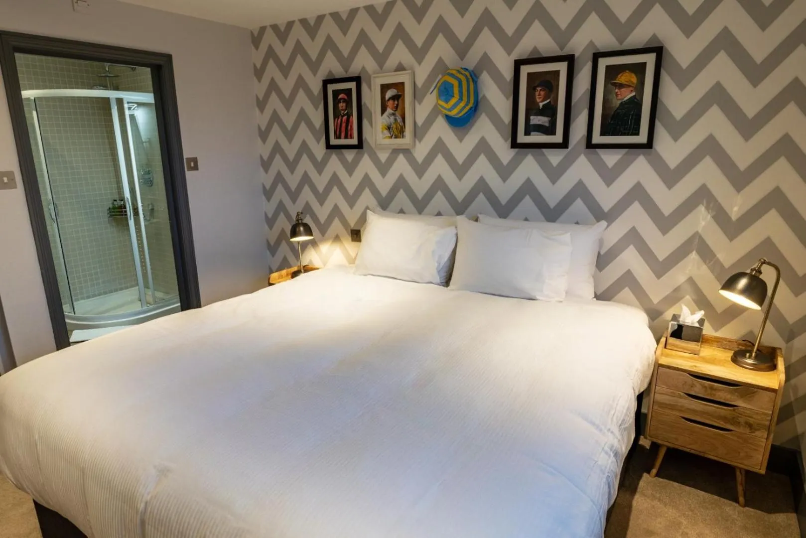 Double or Twin Room in Albert Arms