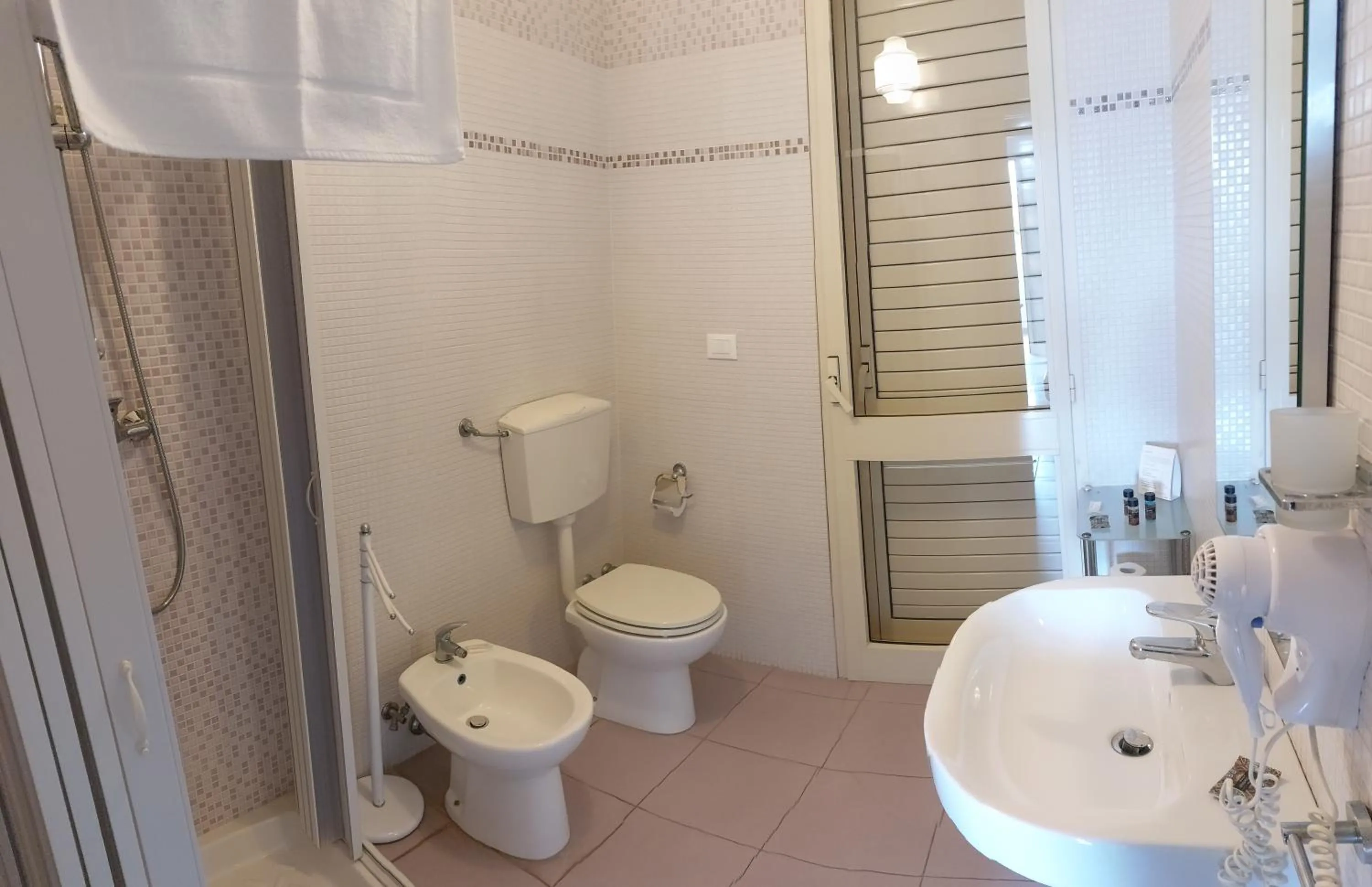 Hotel Blue Sky - San Foca