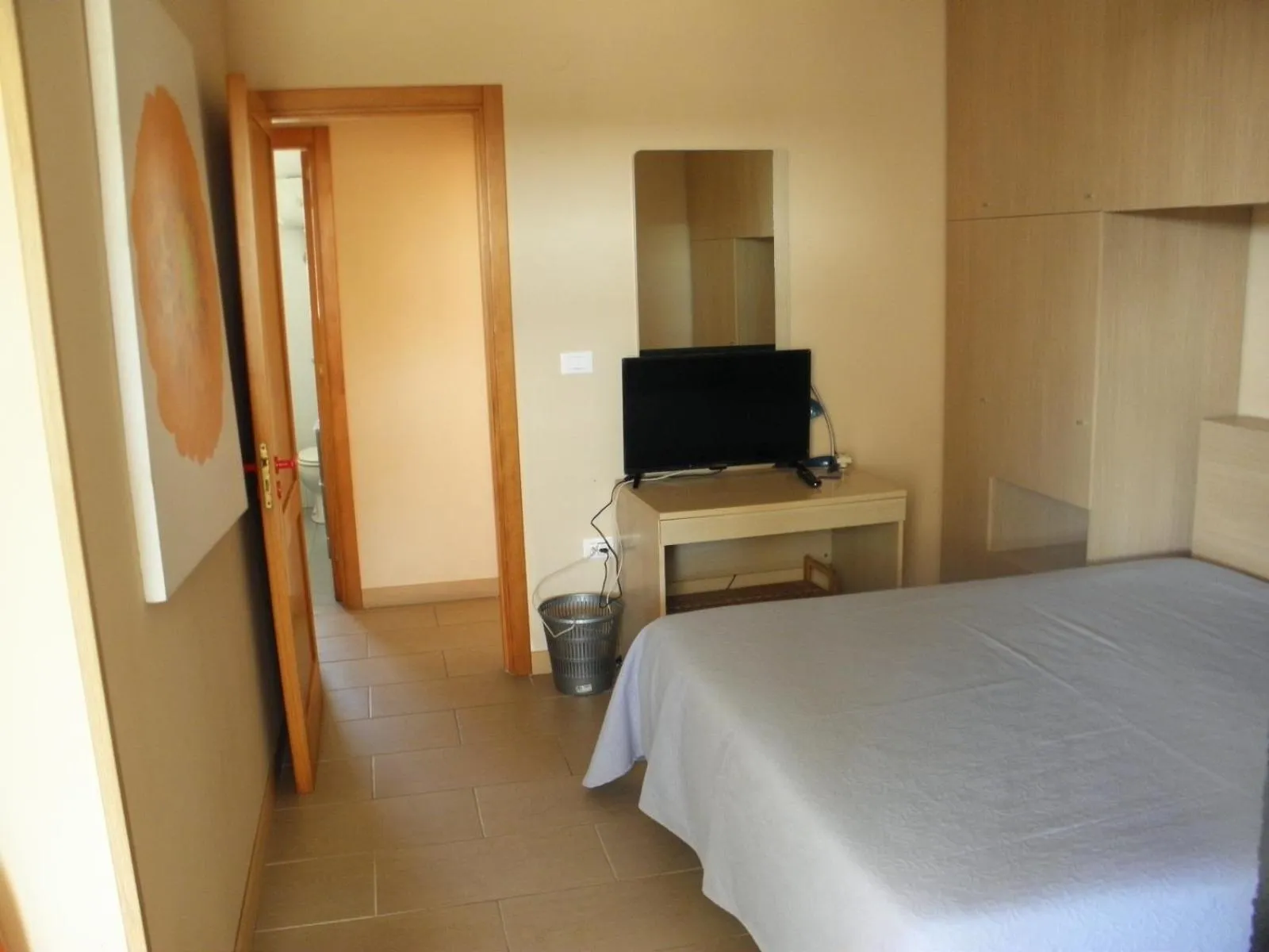 Bedroom, Bed in Hotel Blue Sky - San Foca