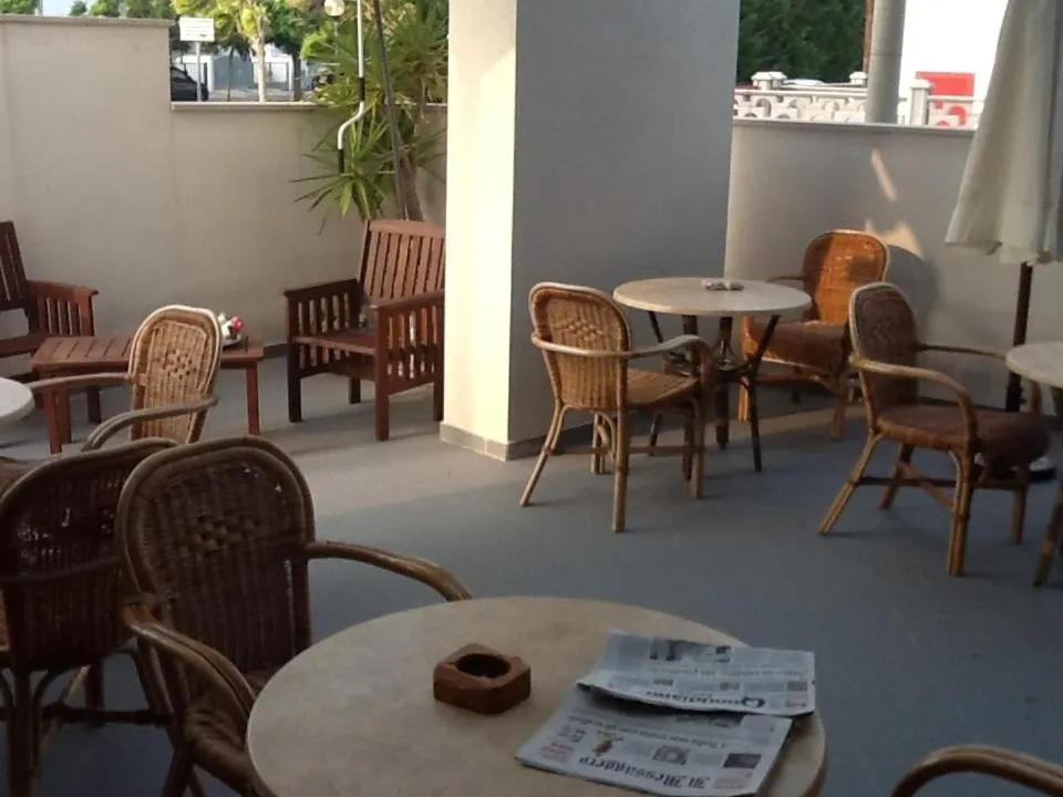 Restaurant/places to eat in Hotel Blue Sky - San Foca