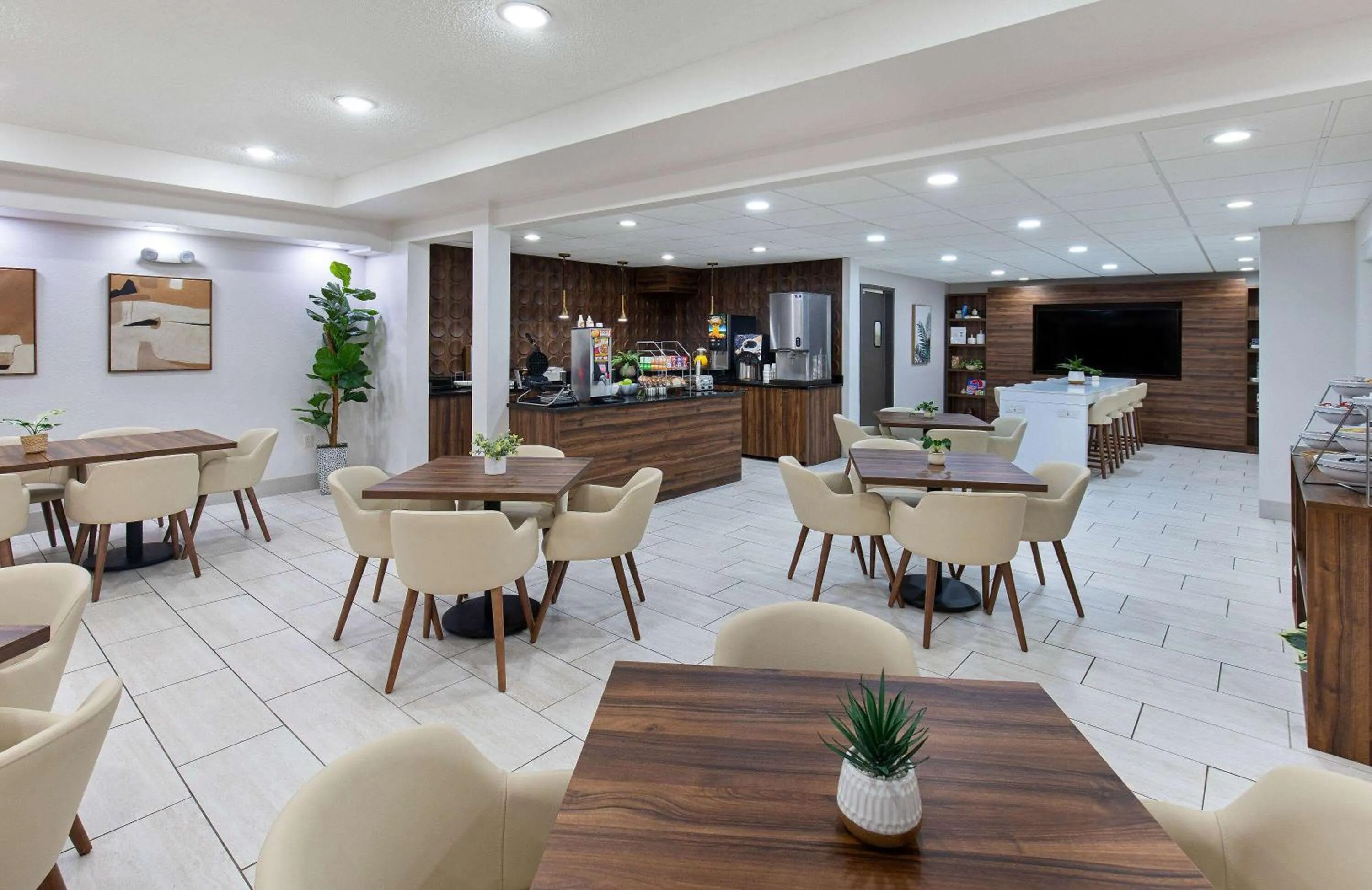 Breakfast in Wingate by Wyndham Hattiesburg