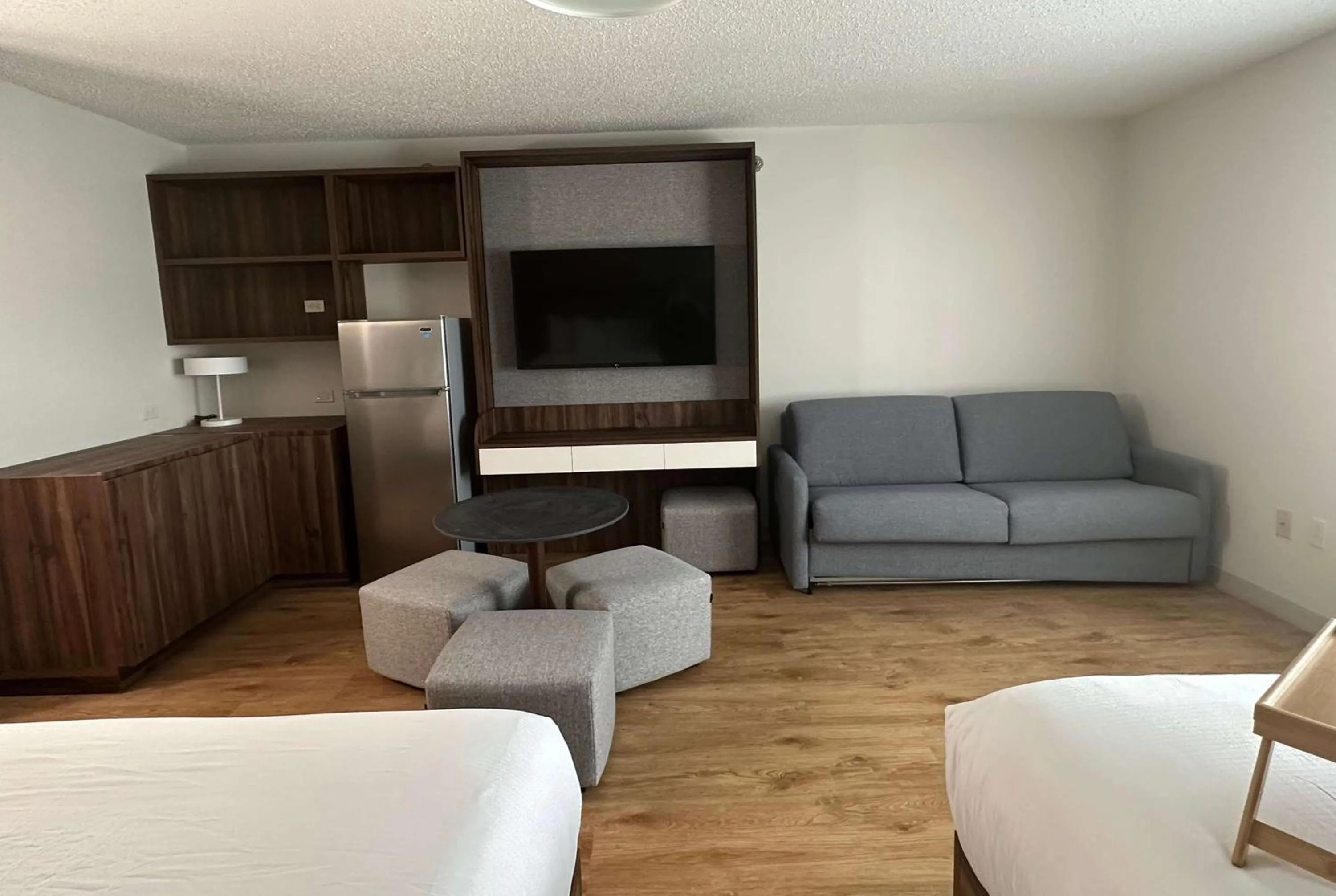 Photo of the whole room in Wingate by Wyndham Hattiesburg