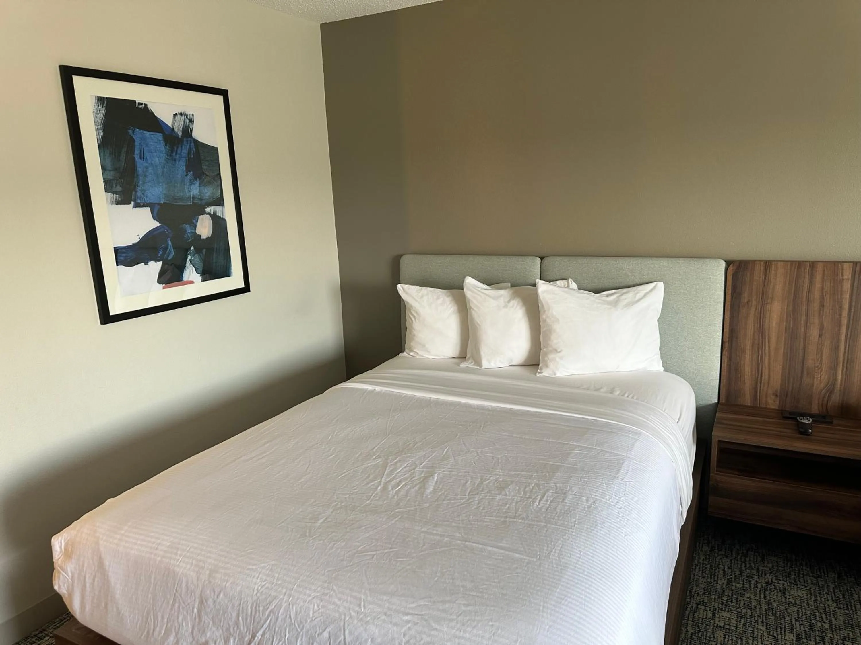 Bed in Wingate by Wyndham Hattiesburg