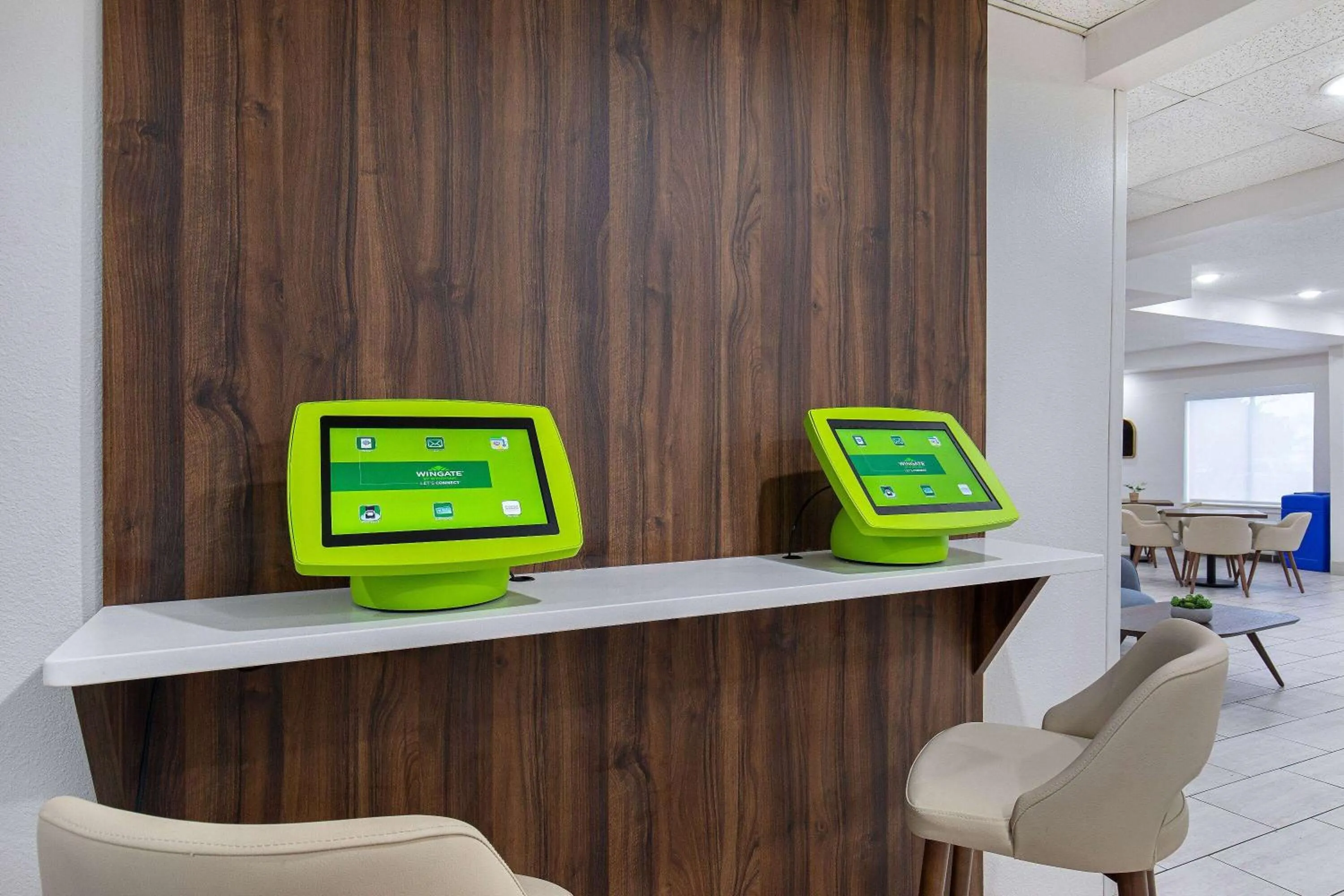 Business facilities in Wingate by Wyndham Hattiesburg