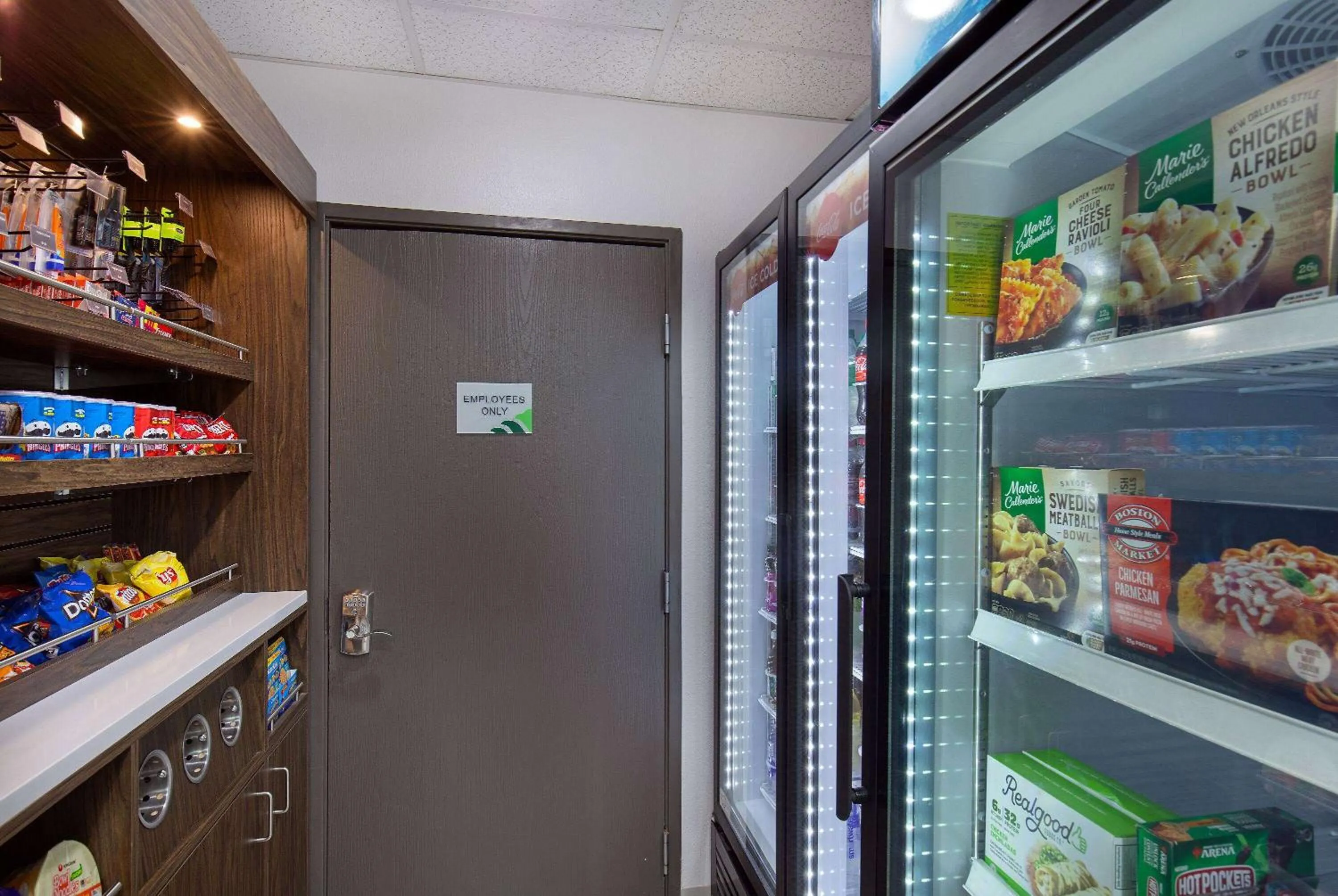 Food and drinks in Wingate by Wyndham Hattiesburg