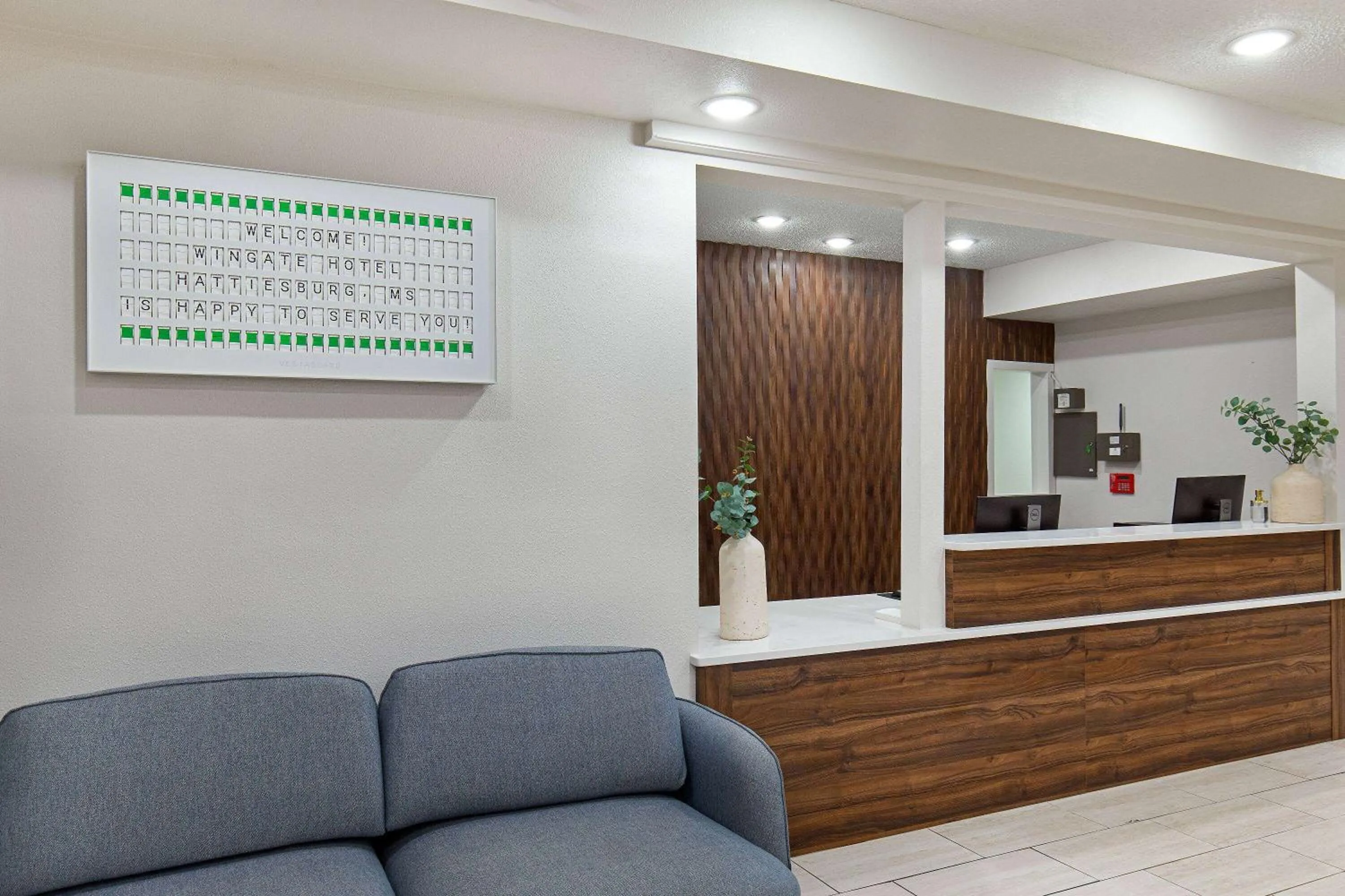 Lobby or reception in Wingate by Wyndham Hattiesburg