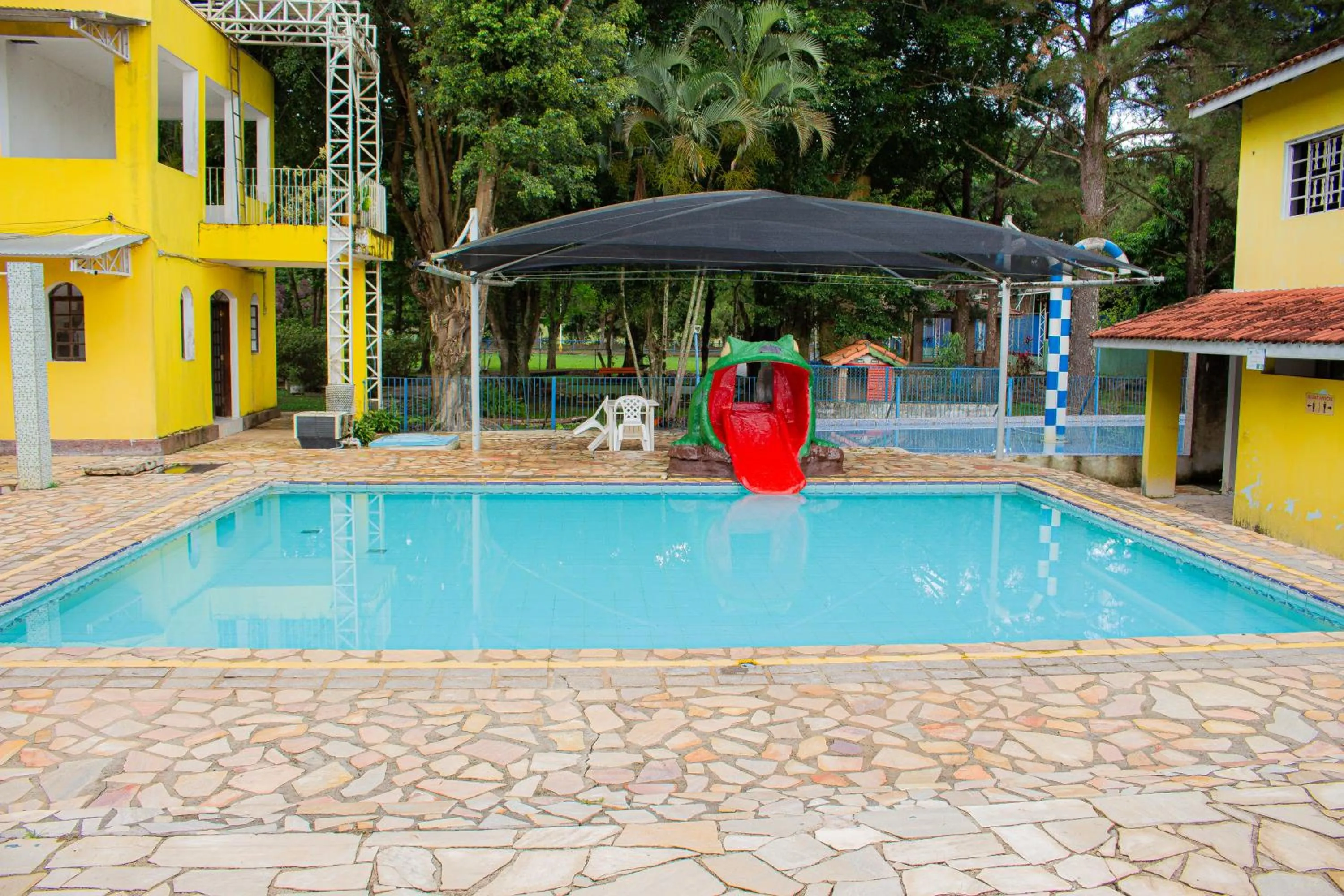 Pool view in Hotel Fazenda Pé da Serra