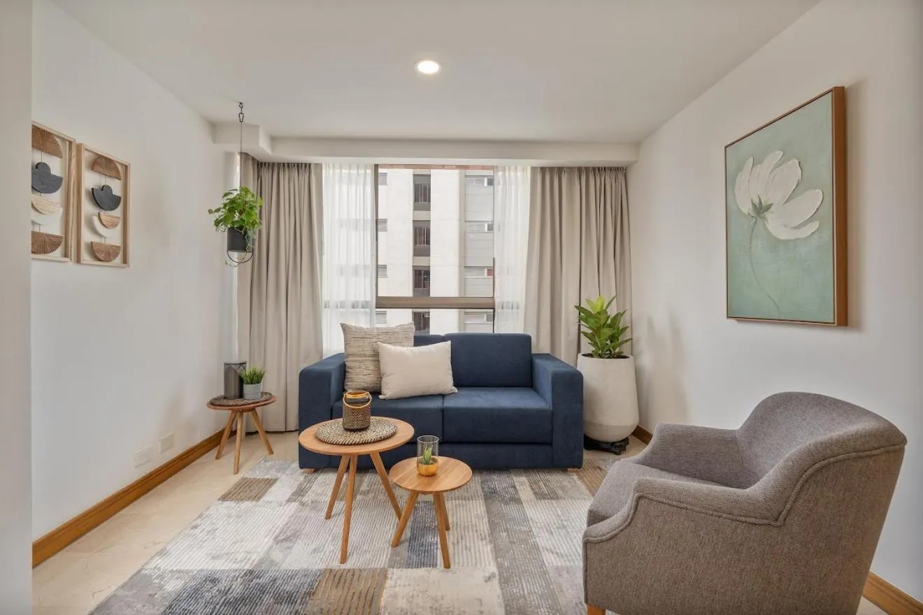 Living room in Alcazar de Oviedo by EE Hoteles