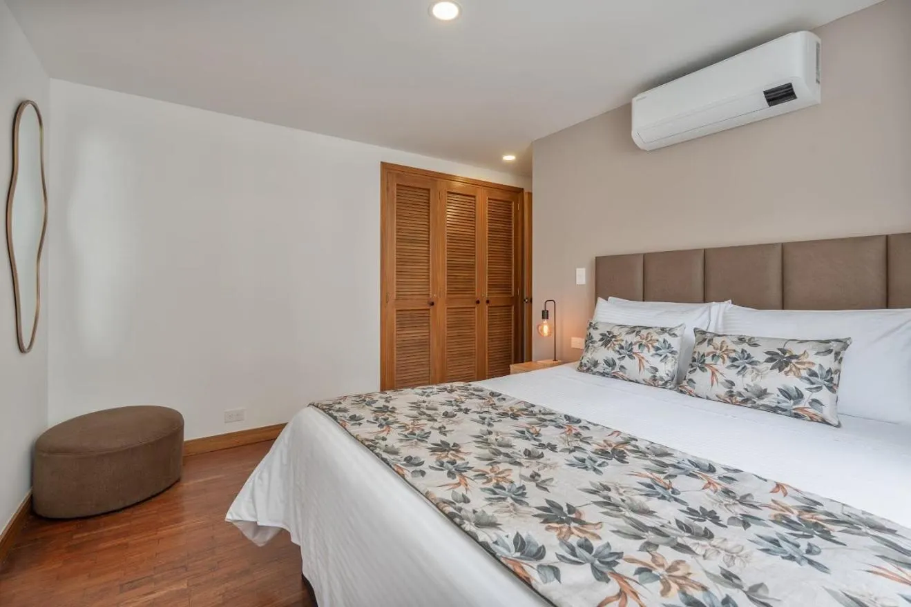 Bed in Alcazar de Oviedo by EE Hoteles