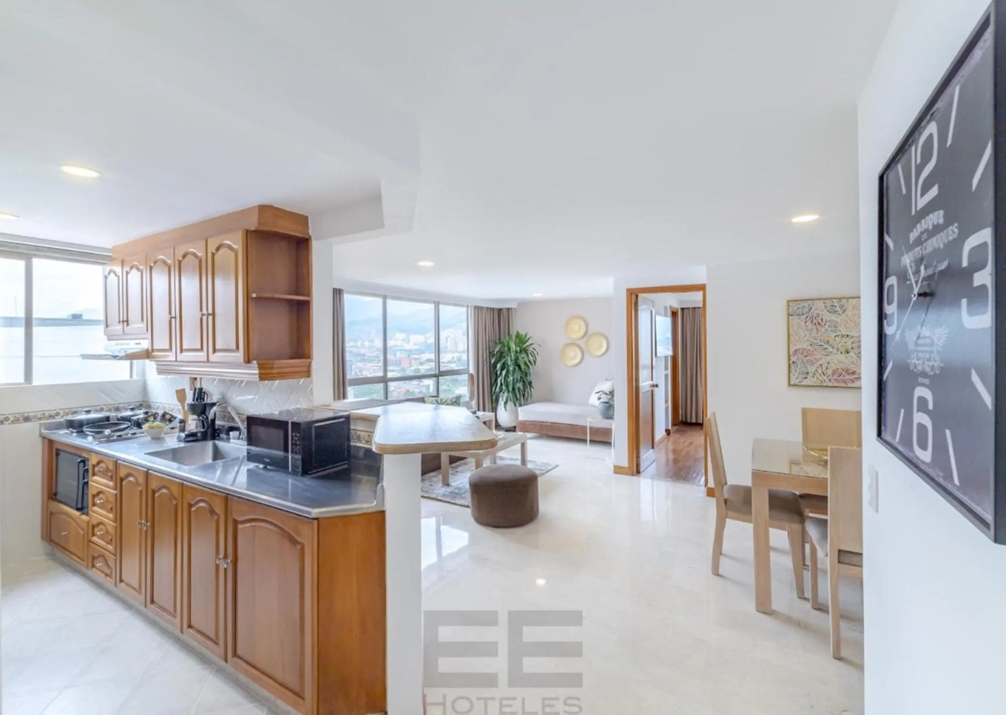 Living room in Alcazar de Oviedo by EE Hoteles