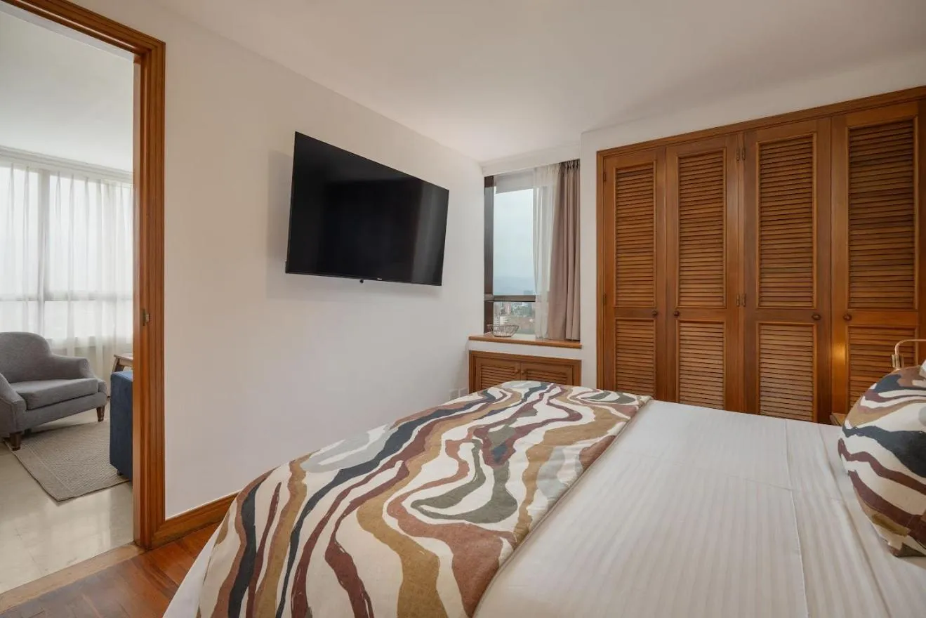 Bed in Alcazar de Oviedo by EE Hoteles