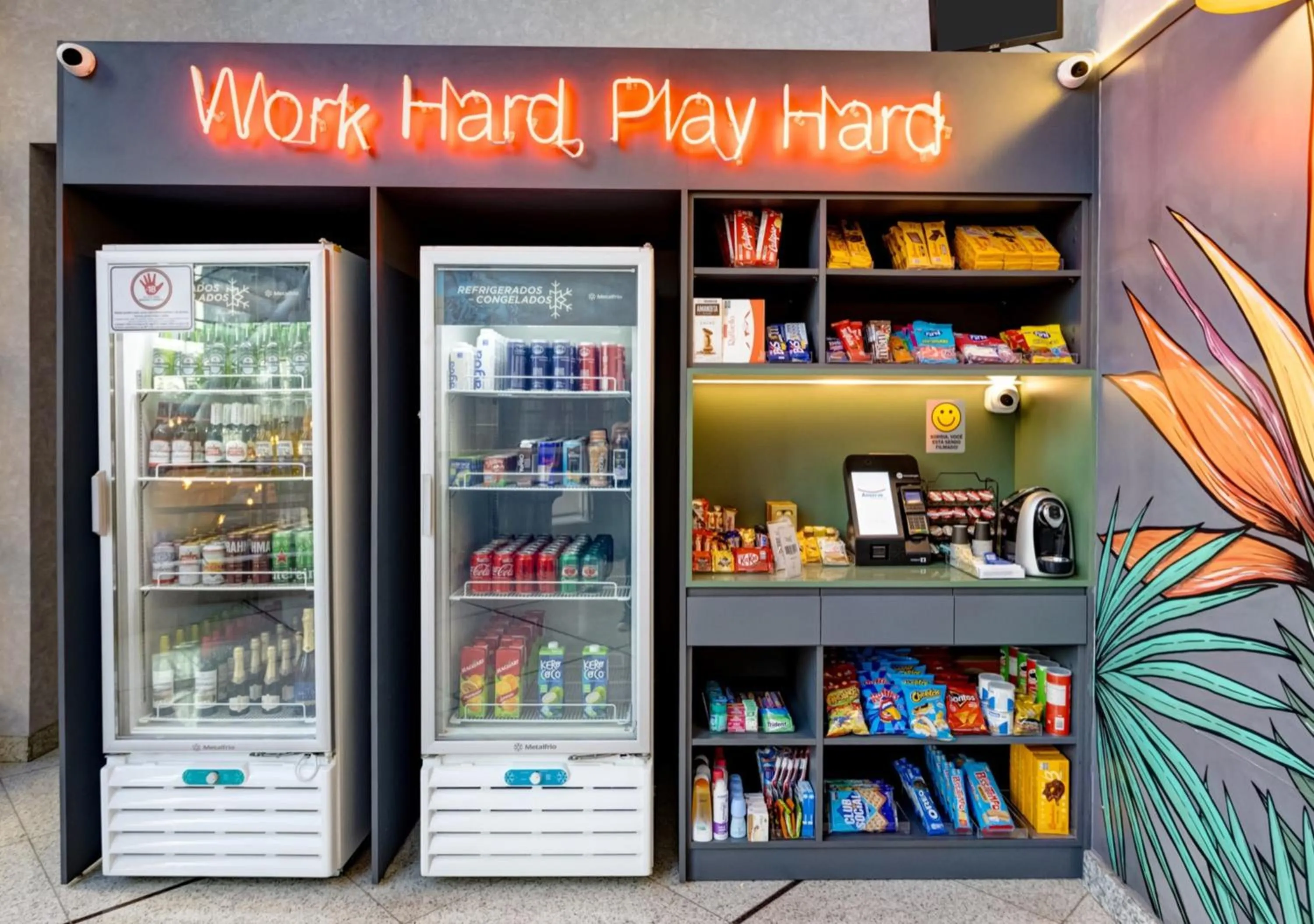 vending machine in Quality Paulista (São Paulo, Jardins)