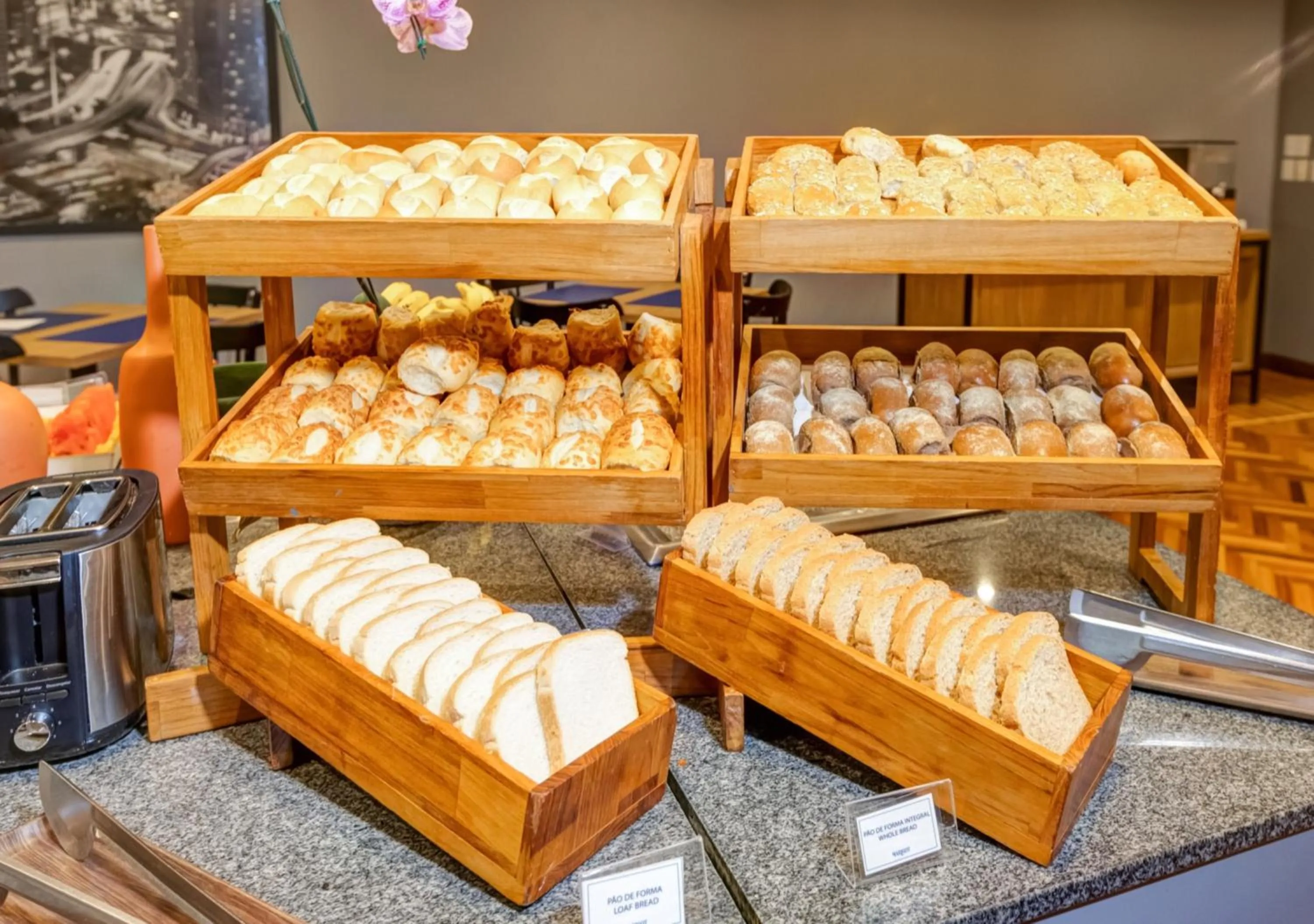 Breakfast in Quality Paulista (São Paulo, Jardins)