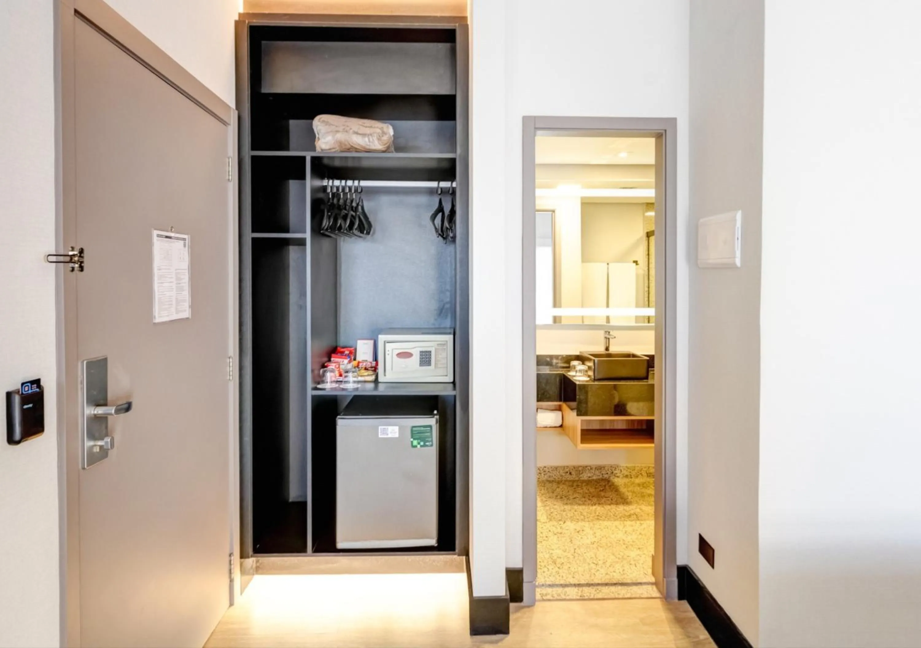 safe in Quality Paulista (São Paulo, Jardins)