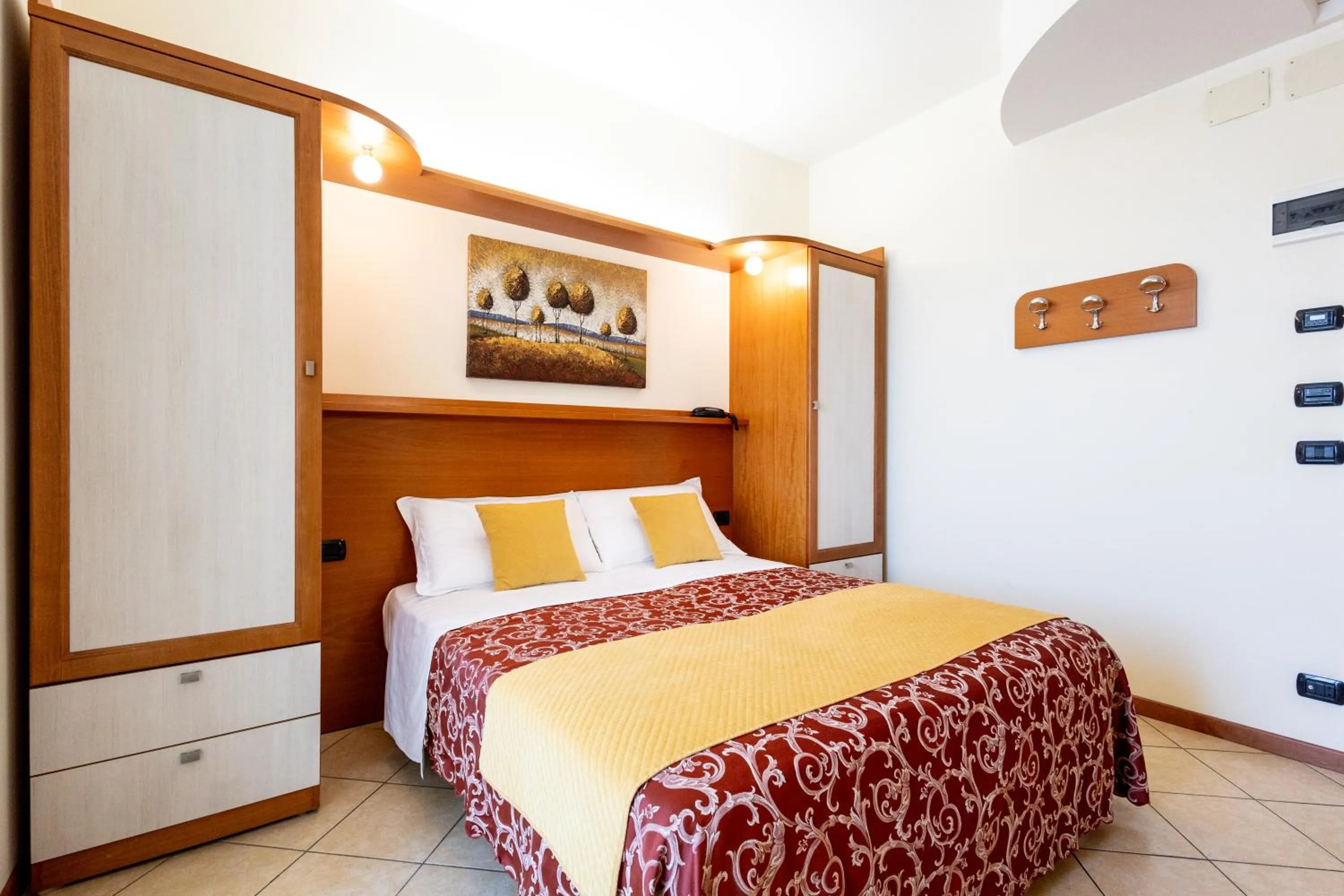 Bedroom, Bed in Hotel Palm Beach B&B SEA VIEW