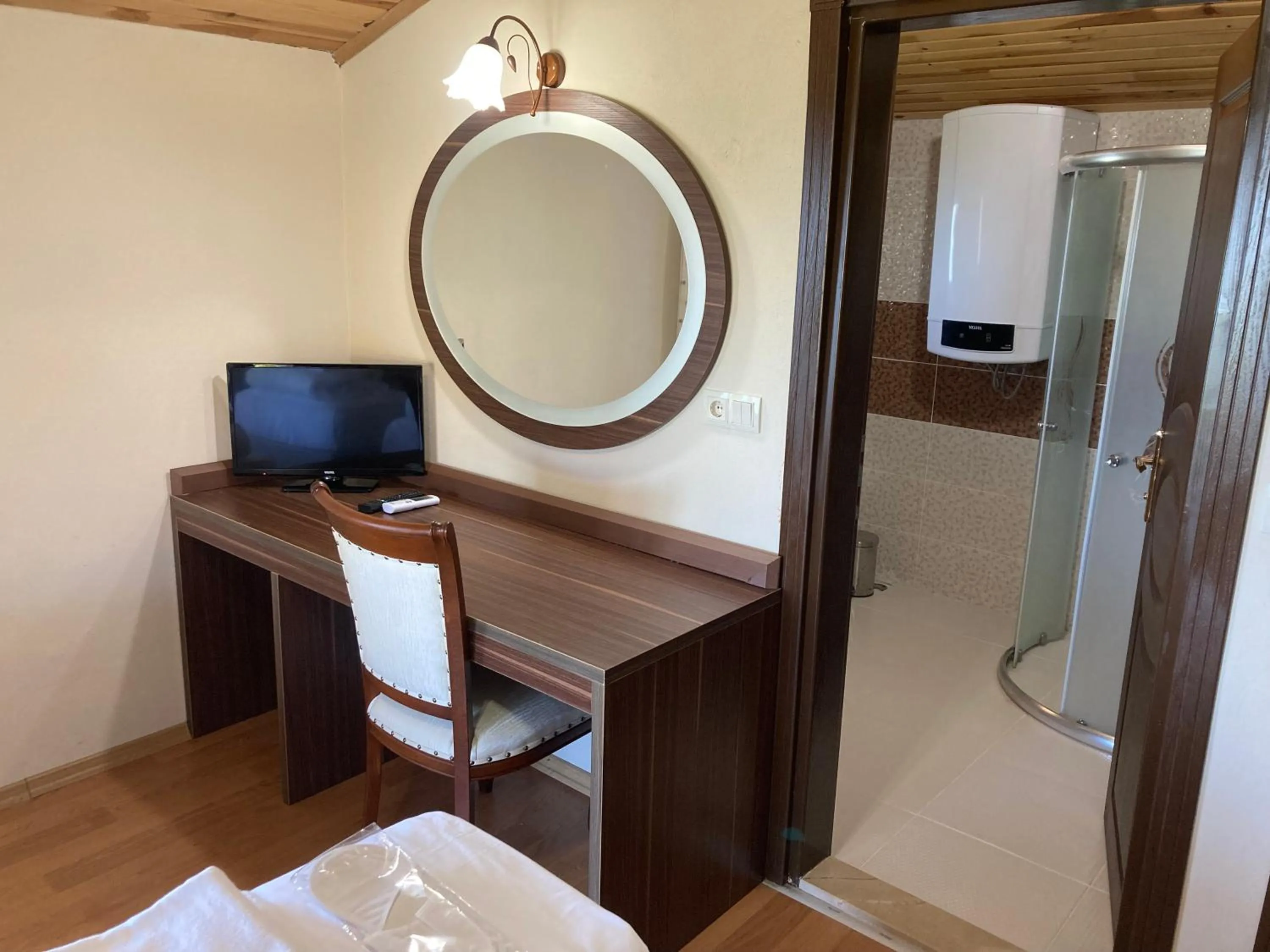 TV and multimedia in Zarha Mountain Villas