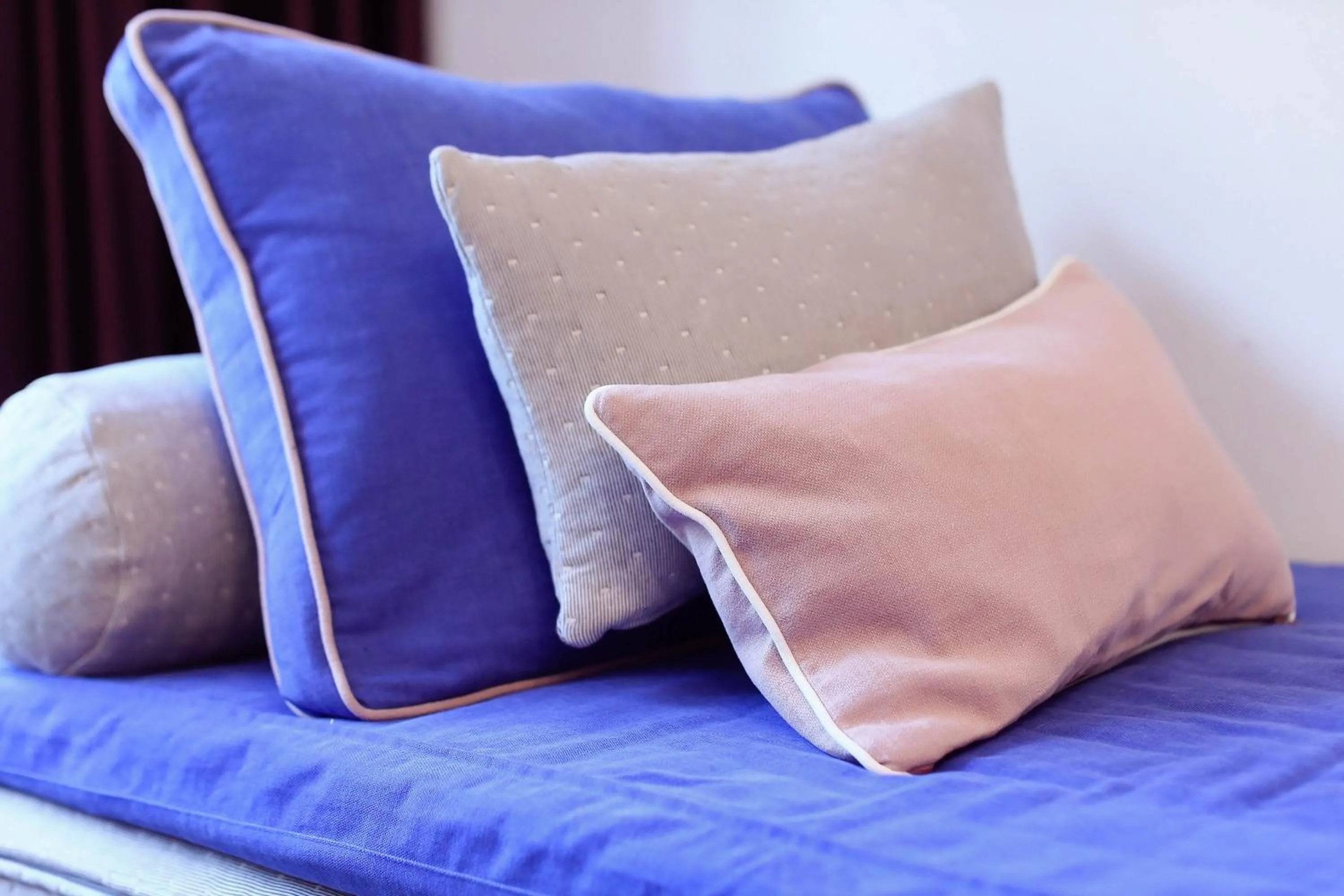 Bed in Living In Aparthotel