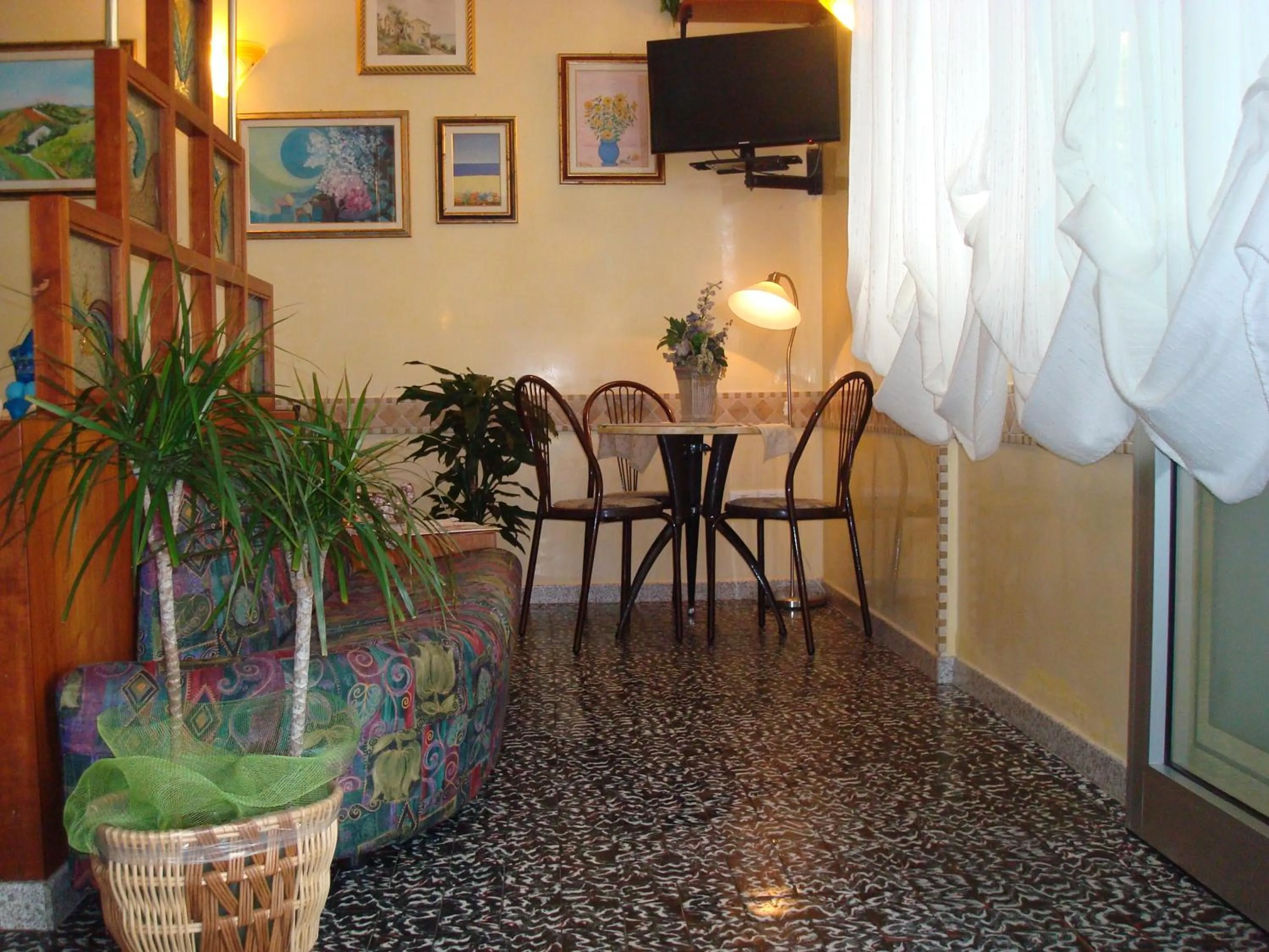 Seating area in Hotel Villa Ersilia Rimini B&B