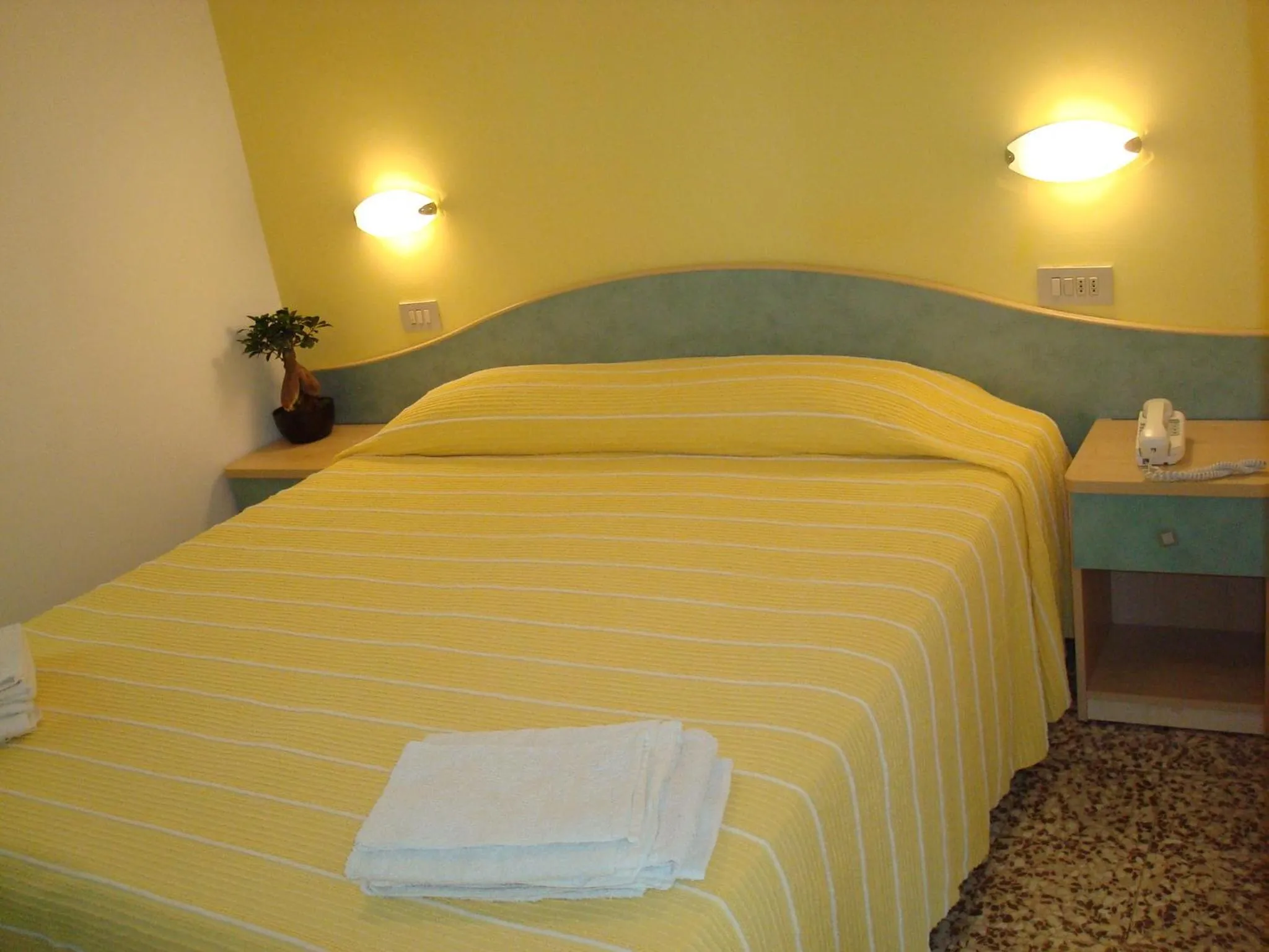 Bed in Hotel Villa Ersilia Rimini B&B