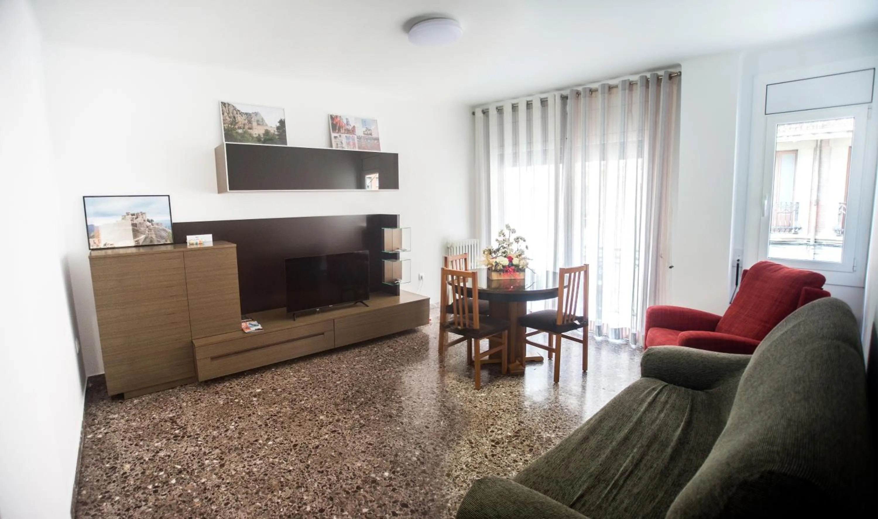 Dining area in Manresa Apartamentos Turísticos