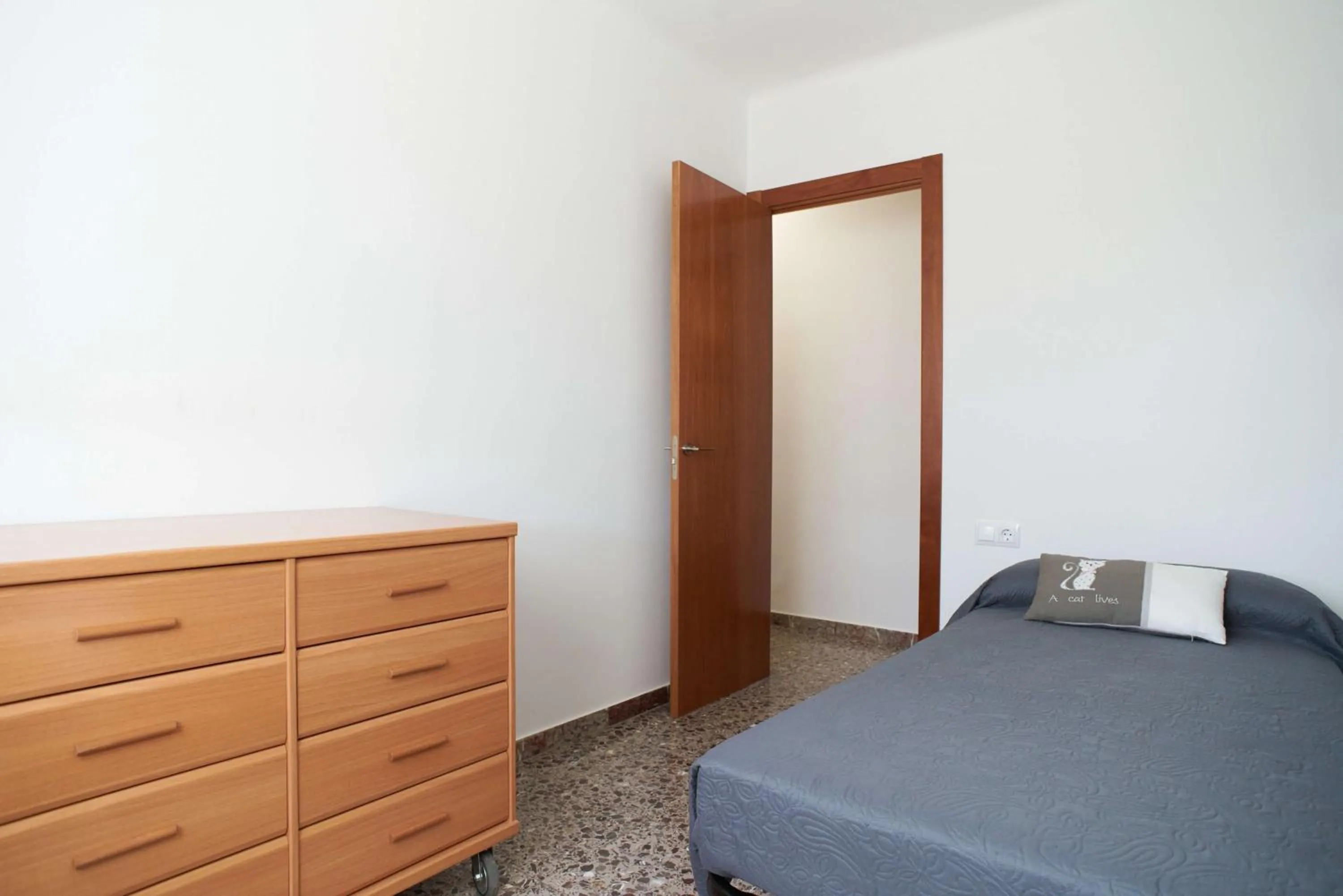 Photo of the whole room, Bed in Manresa Apartamentos Turísticos