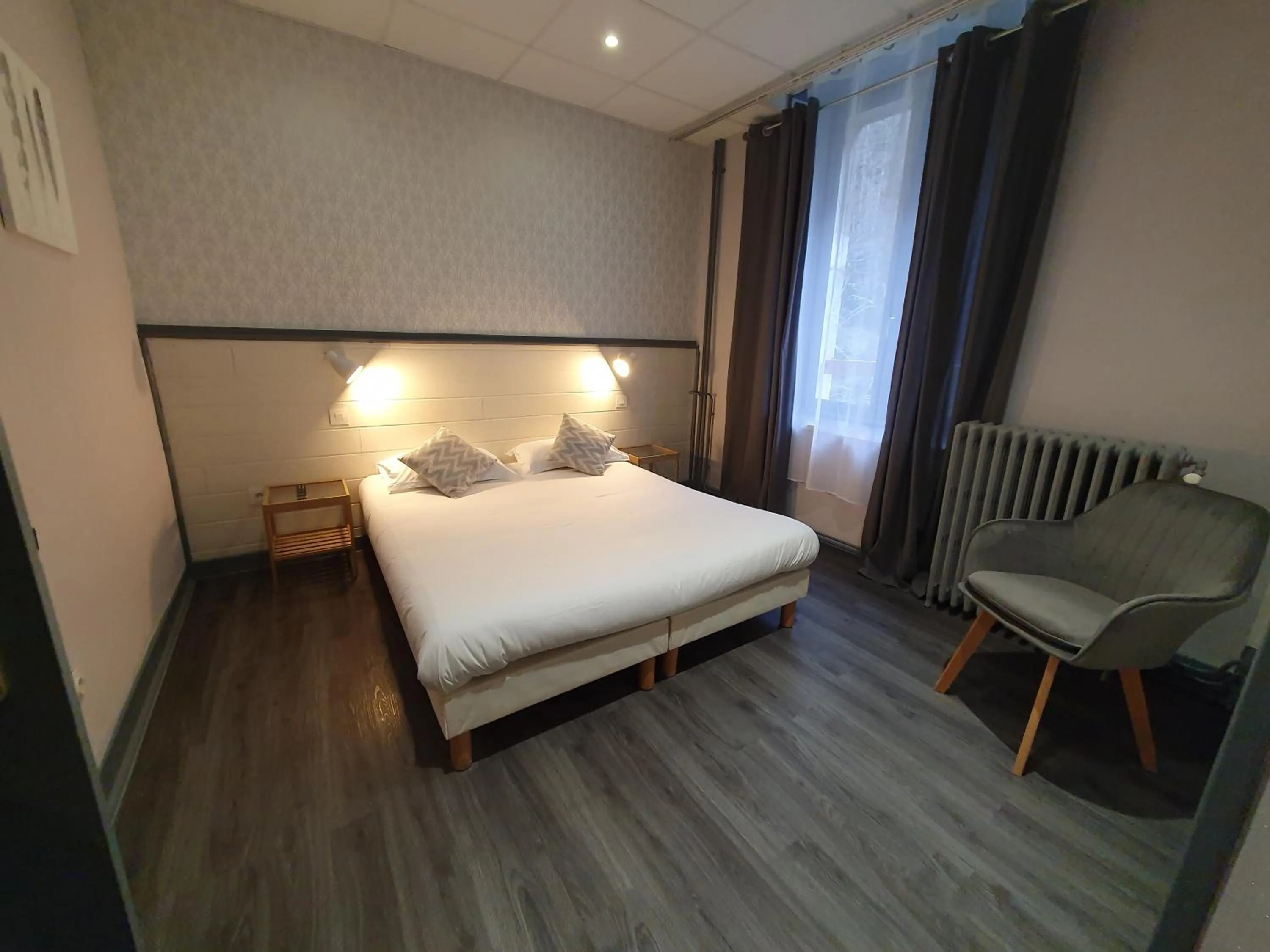 Bed in Auberge La Caverne