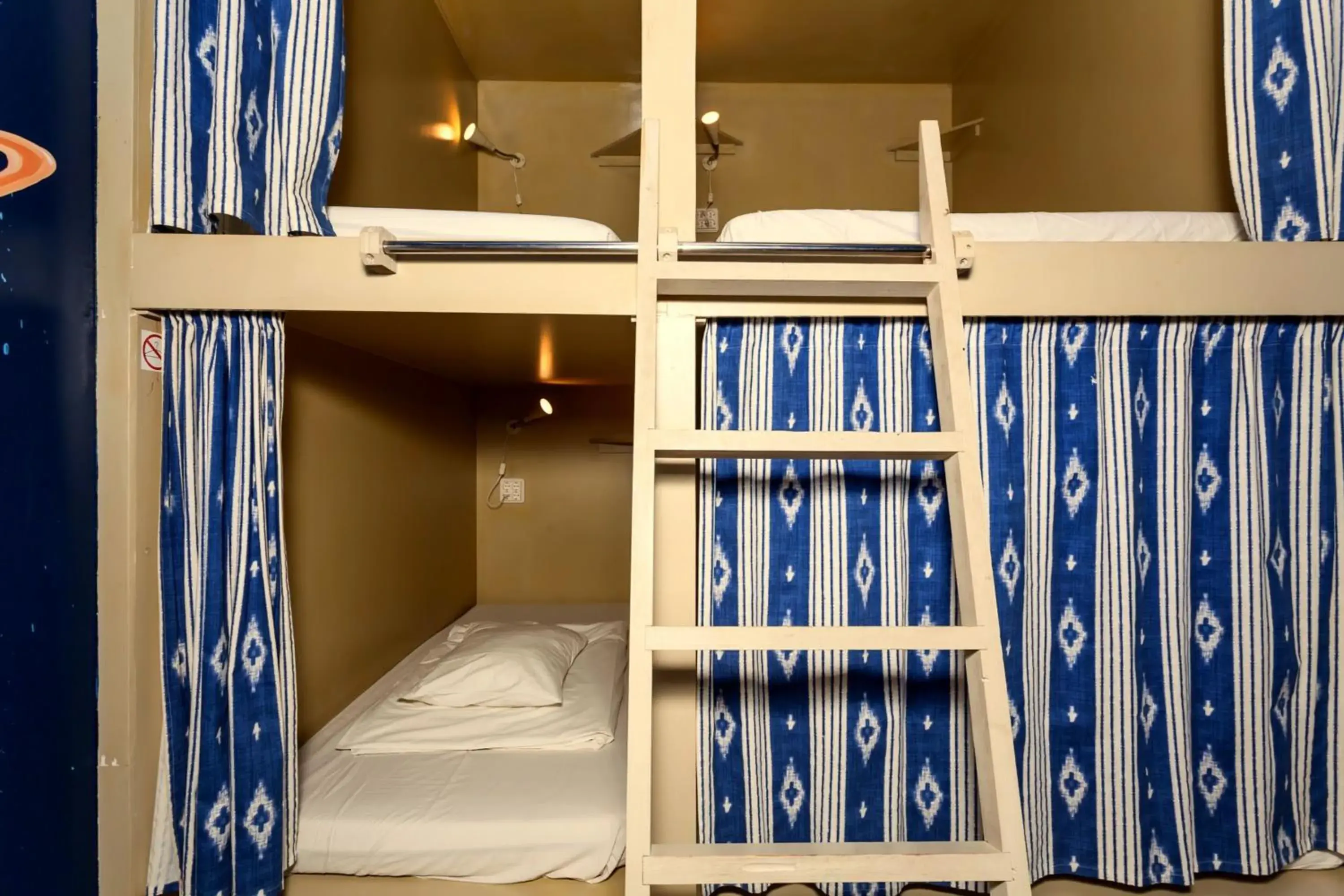 Single Bed Cube In Mixed Dormitory in SUPERNOVA Hostel Single Bed Cube In Mixed Dormitory in SUPERNOVA Hostel