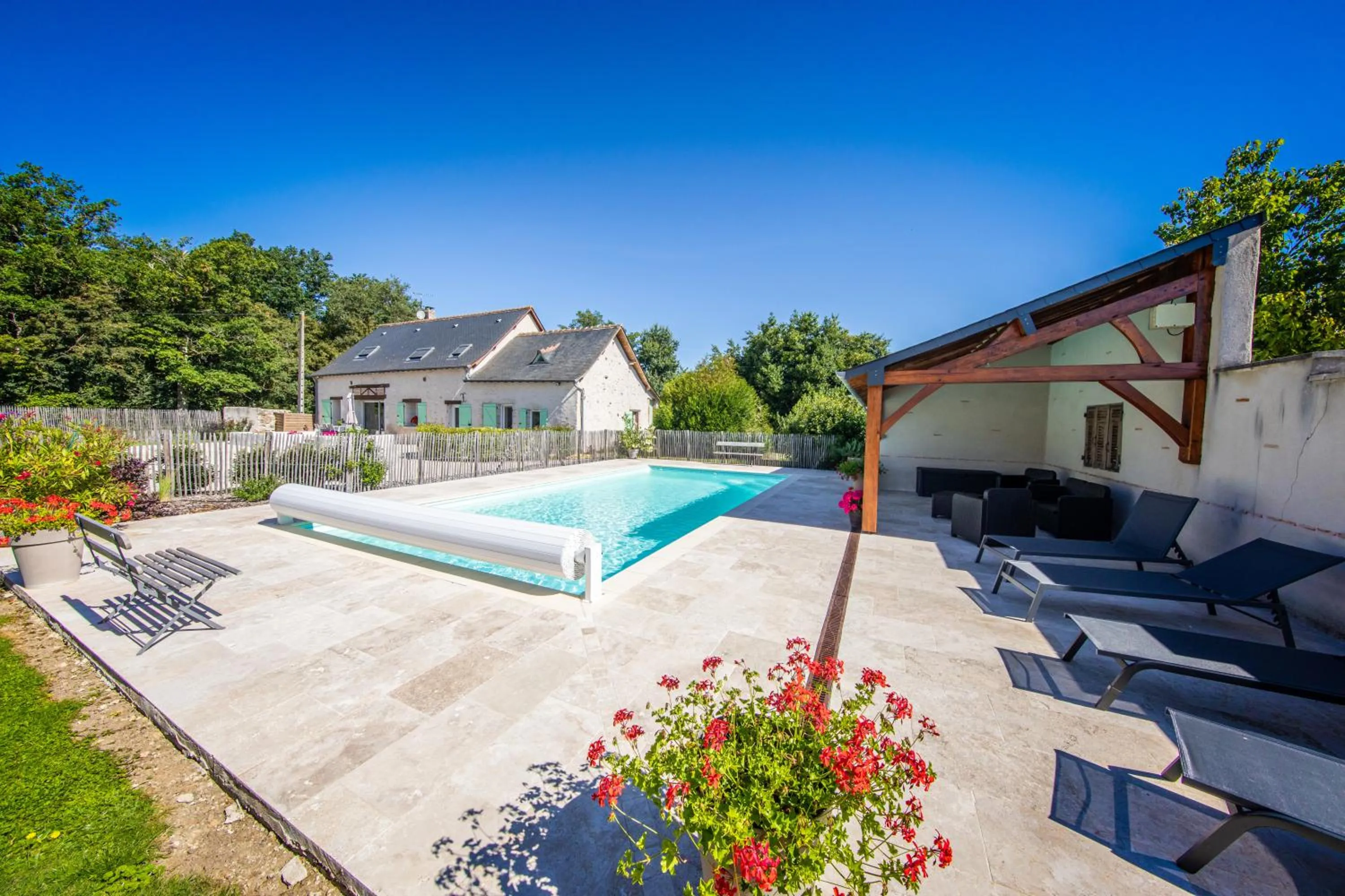 Swimming pool in Métairie du Villiers