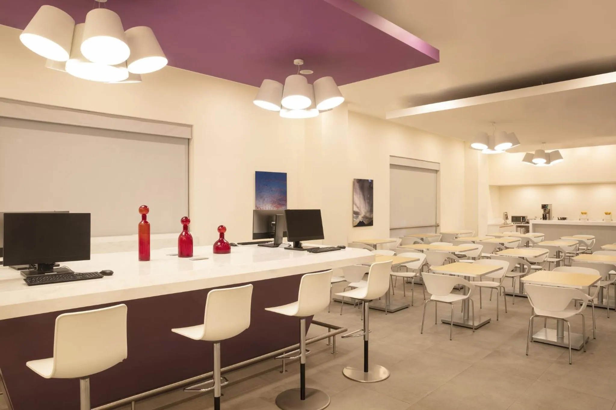 Lobby or reception in Fiesta Inn Express Monterrey Centro