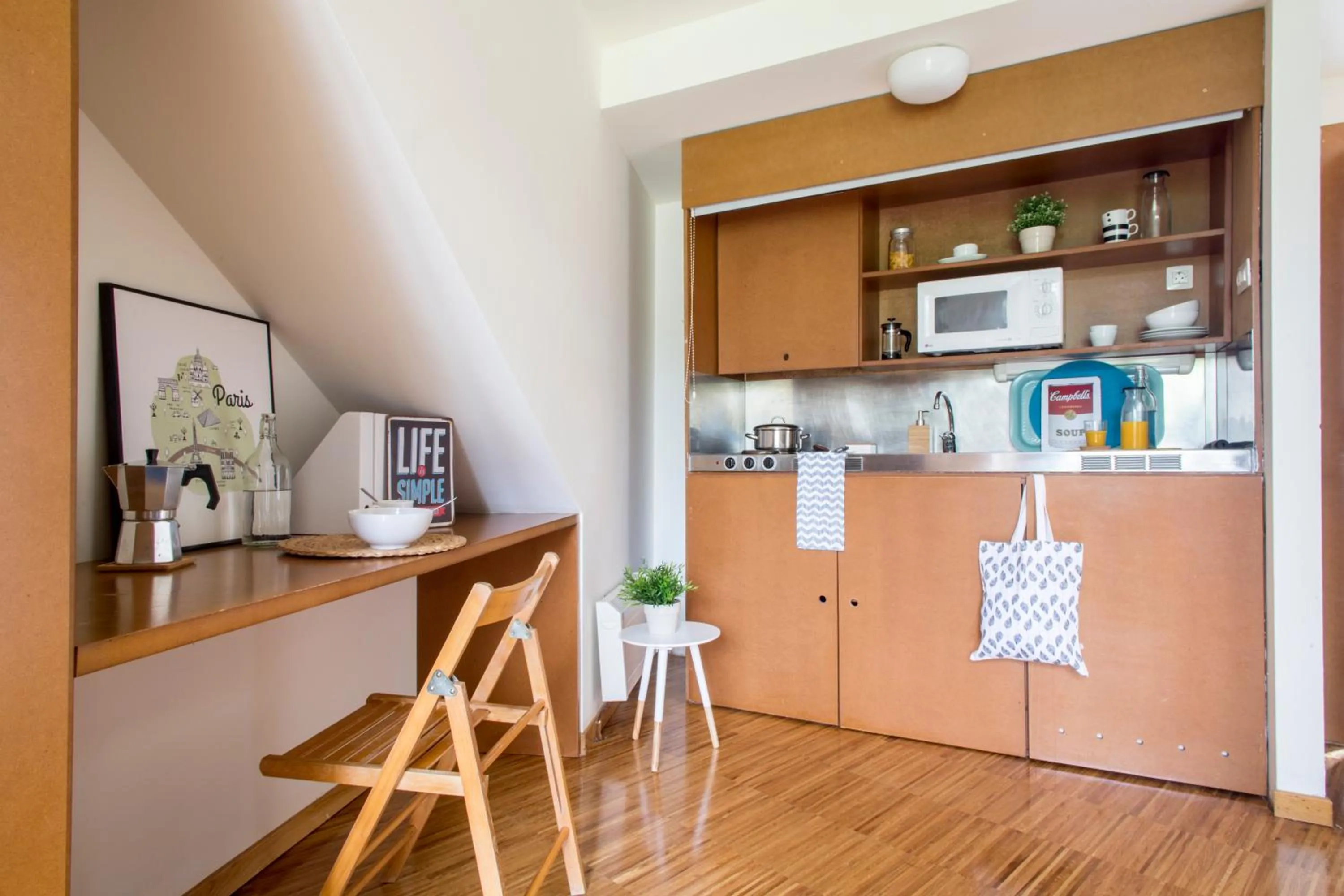 Property building in Residencia Universitaria Resa O Castro