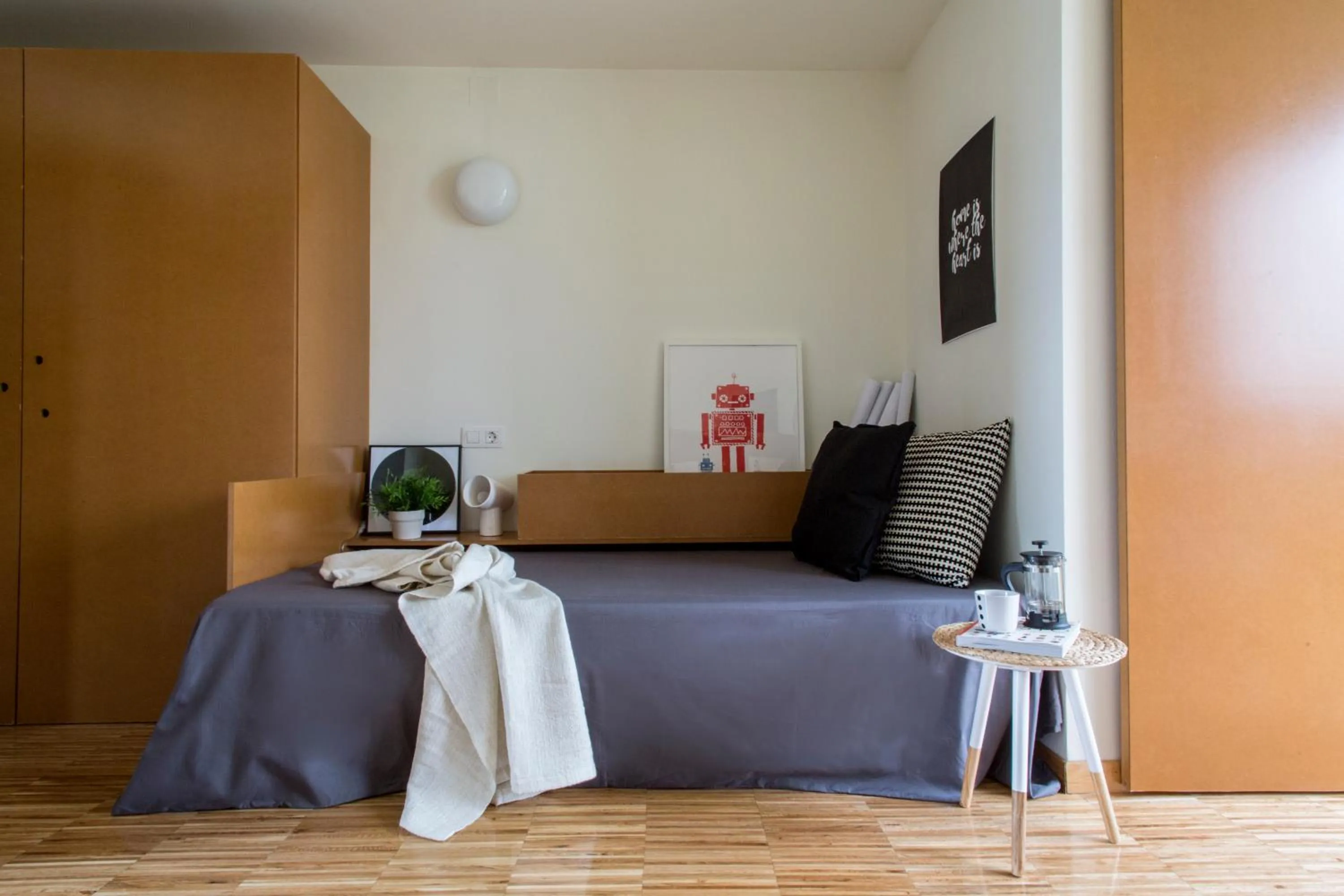 Property building, Bed in Residencia Universitaria Resa O Castro