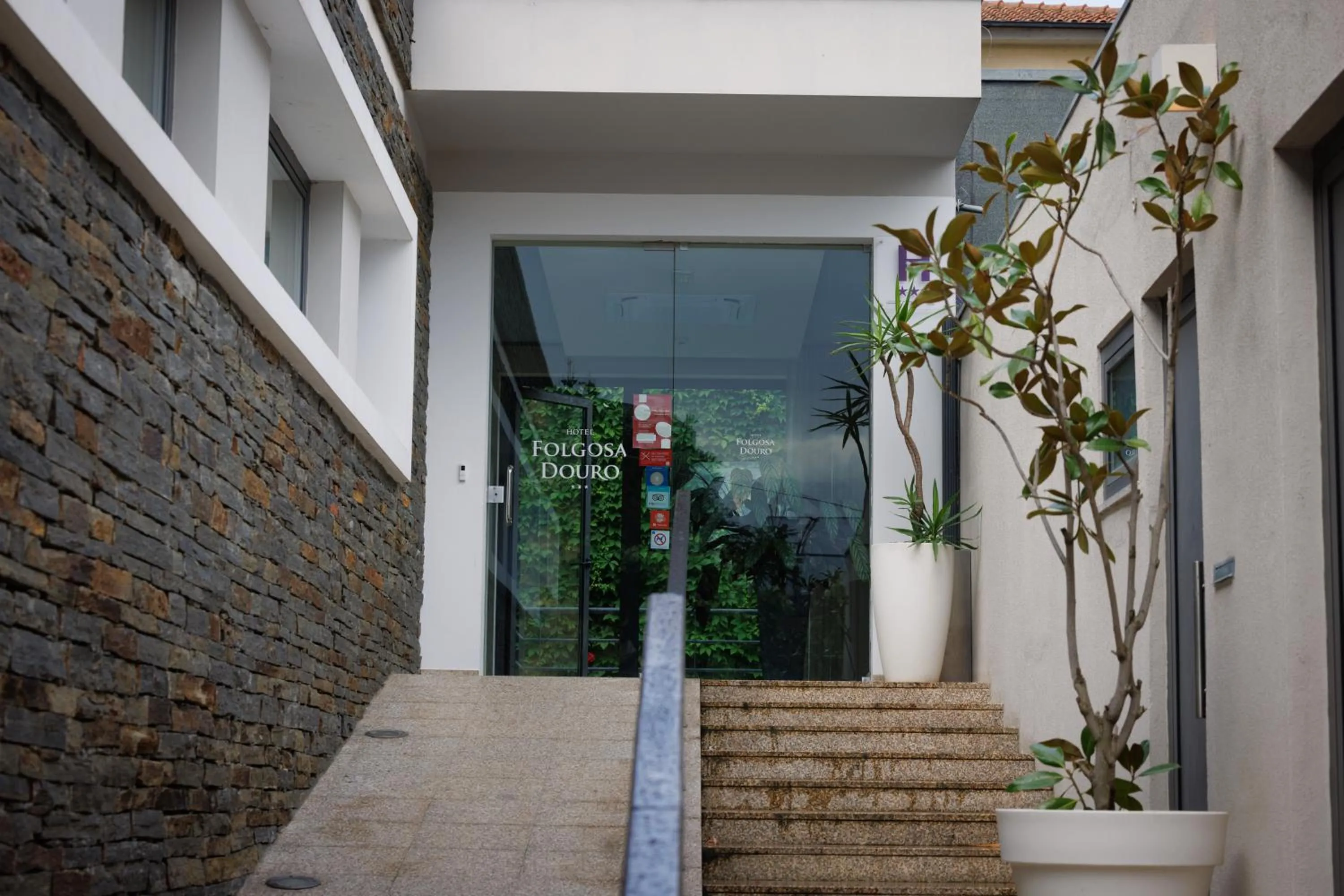 Facade/entrance in Hotel Folgosa Douro